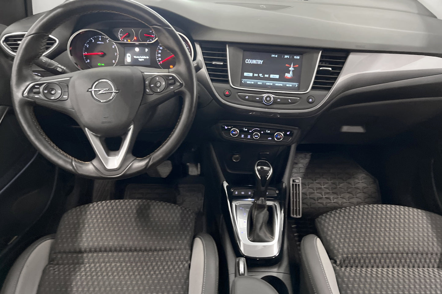 Opel Crossland X 1.2 Turbo 110hk M-Värmare Keyless 1-Brukare