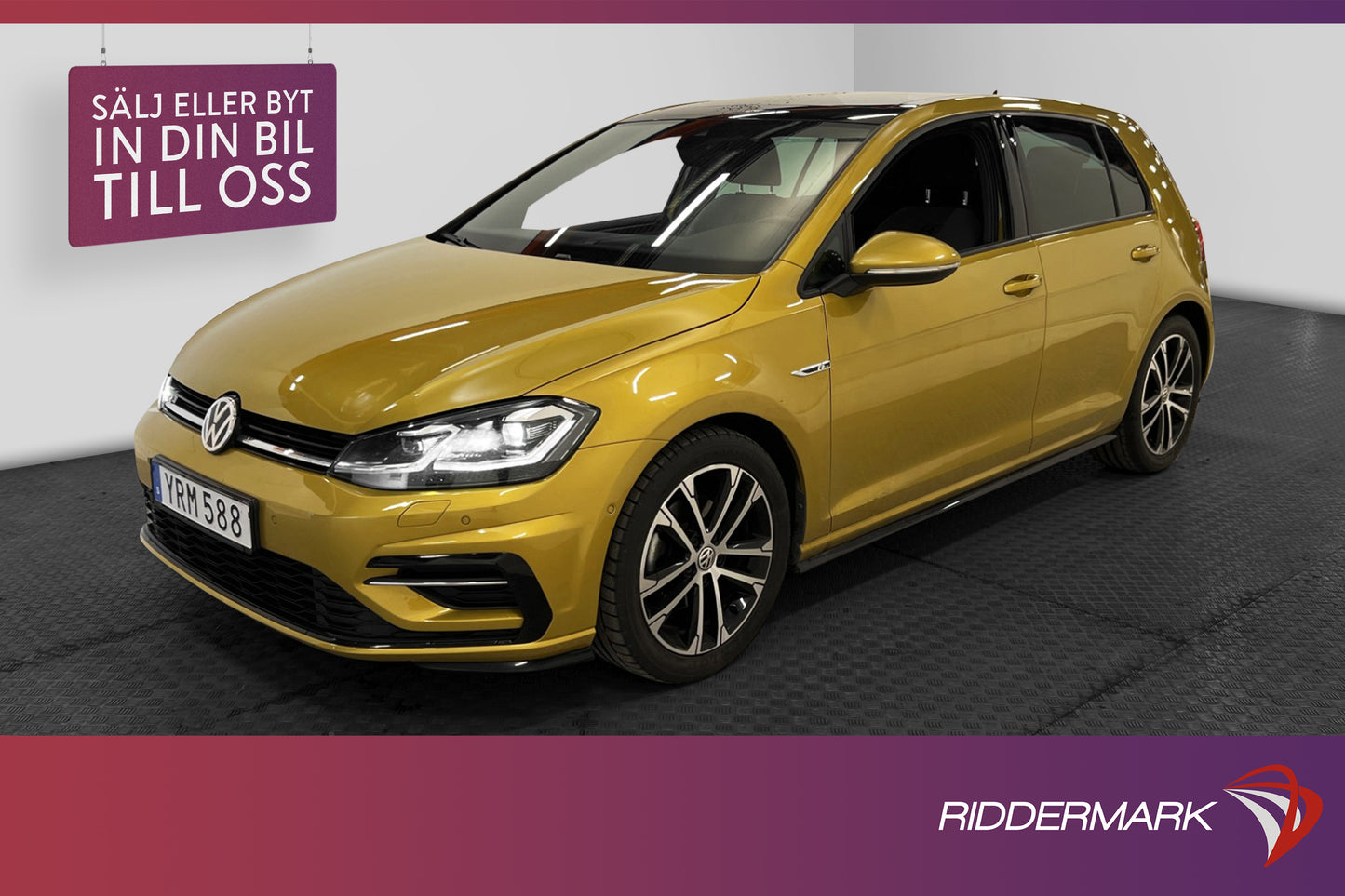 Volkswagen Golf 1.5 TSI  R-line T-lucka Alcantara Carplay