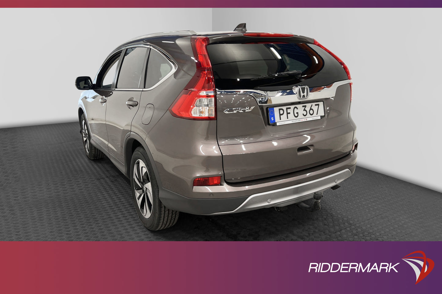 Honda CR-V 2.0 155hk 4WD M-Värm Pano B-Kamera Skinn Drag