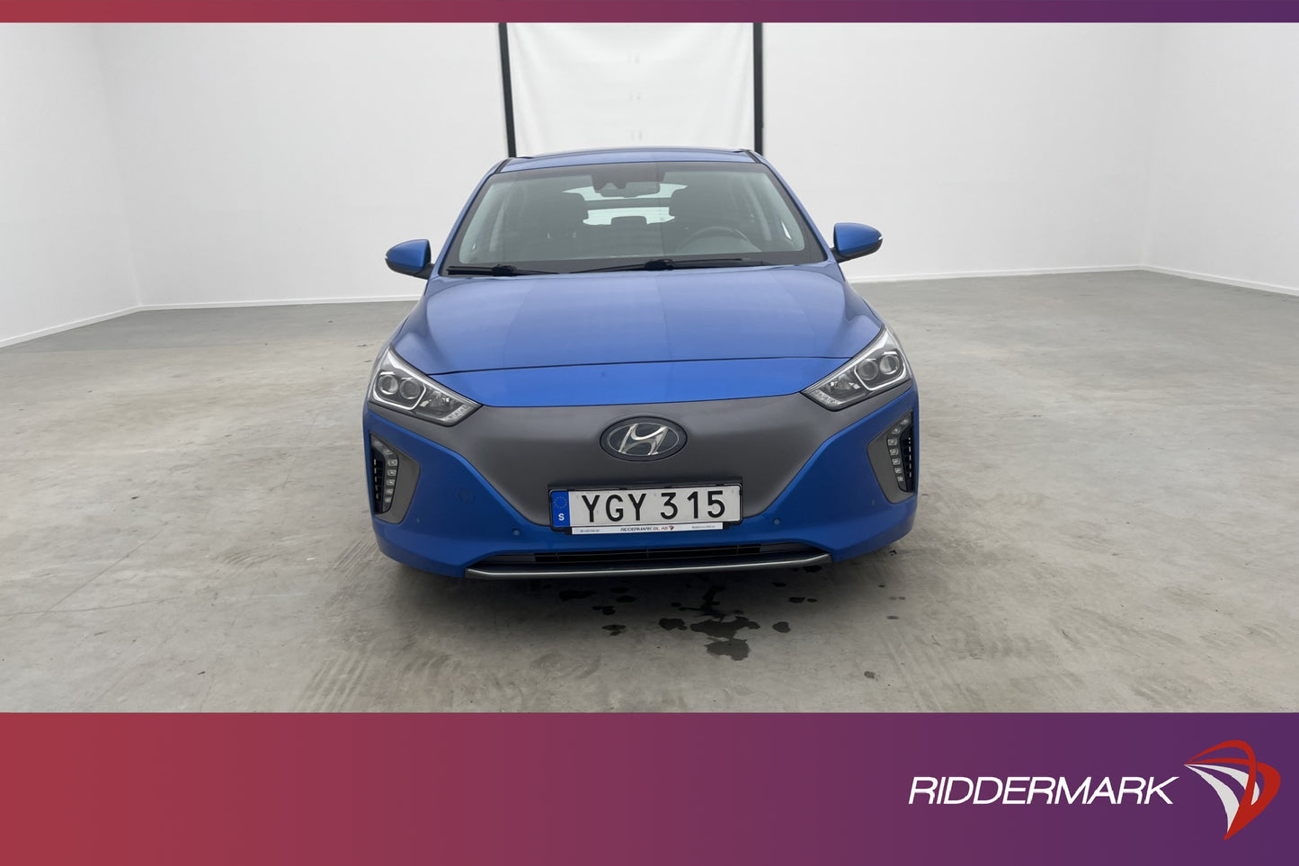 Hyundai IONIQ 28 kWh 120hk Premium Backkamera Rattvärme