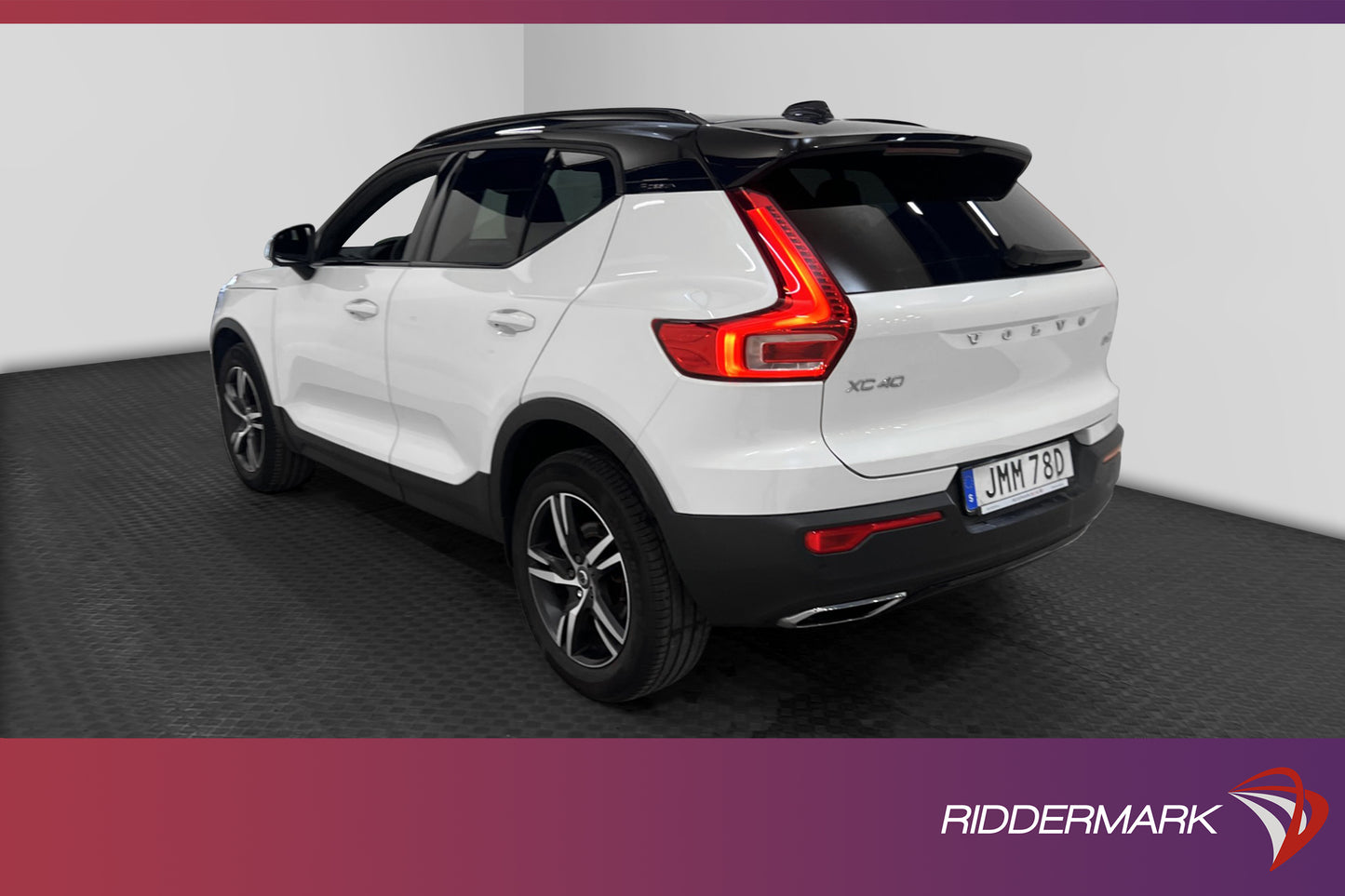 Volvo XC40 D4 AWD 190hk R-Design VOC D-värm Pano B-kamera