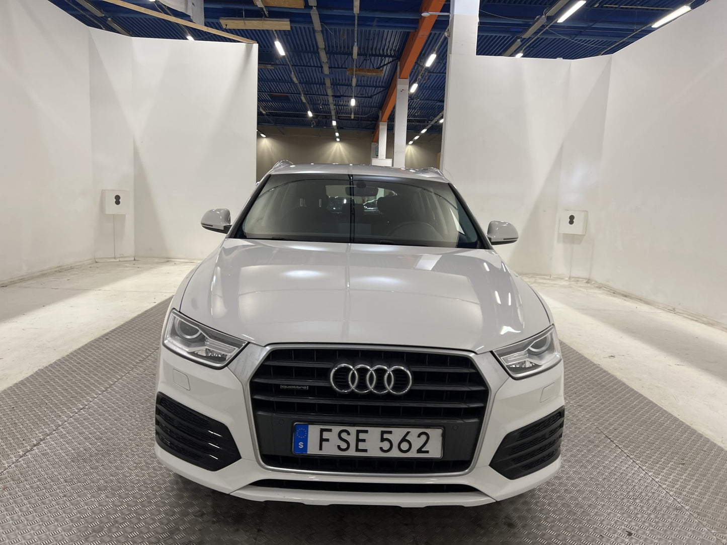 Audi Q3 Quattro 2.0 TDI 150hk Farthållare 0,44l/mil PDC