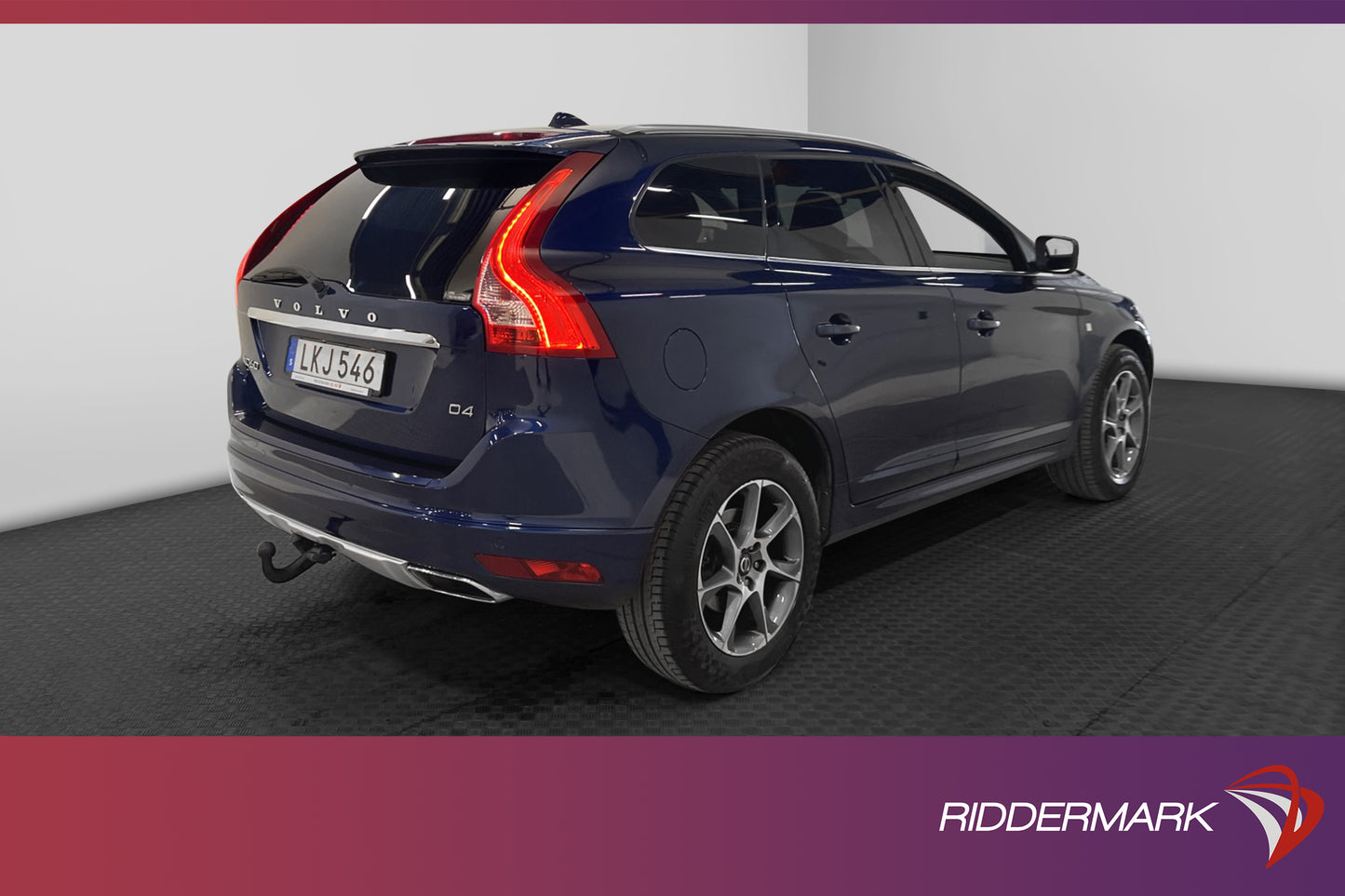 Volvo XC60 D4 Ocean Race VOC Värmare Pano Drag Skinn Navi