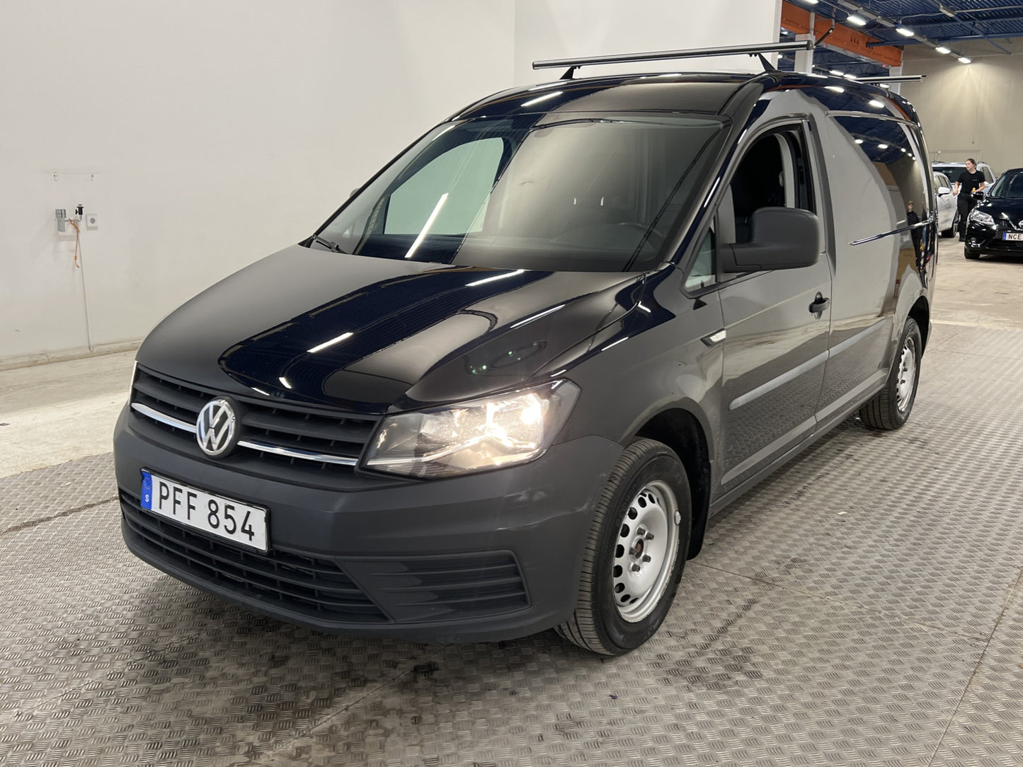 Volkswagen Caddy Maxi 2.0TDI DSG Värmare V-inredd Moms