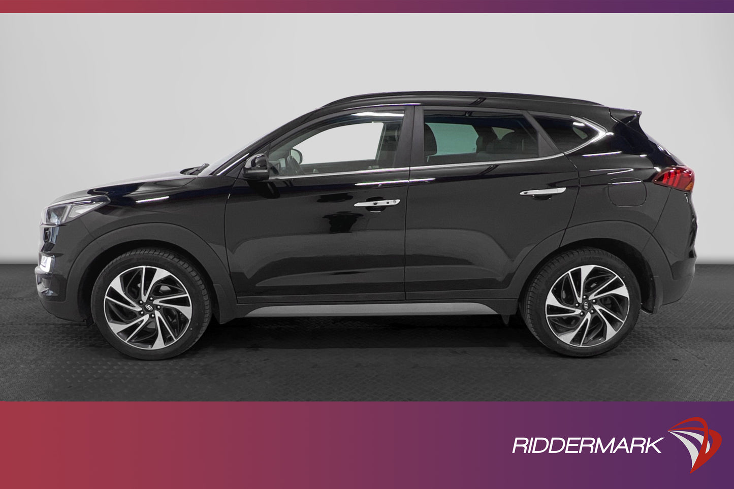 Hyundai Tucson 1.6 T-GDI 4WD Premium Pano 360° Navi Skinn