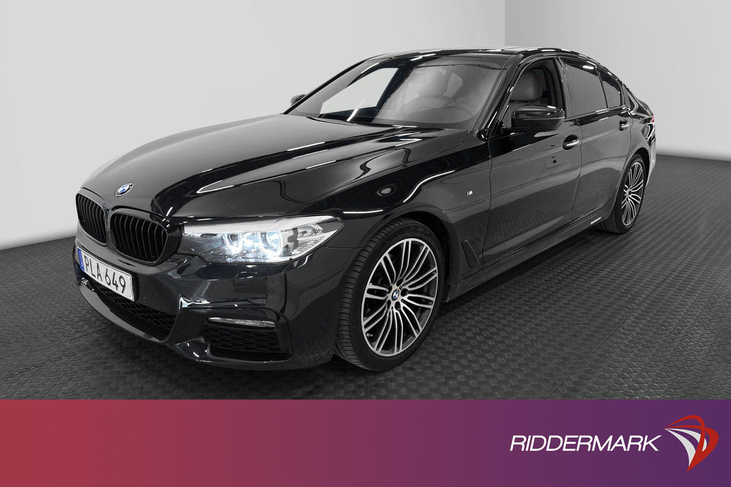 BMW 520d 190hk Sedan M Sport 360° Taklucka Skinn GPS Ambient