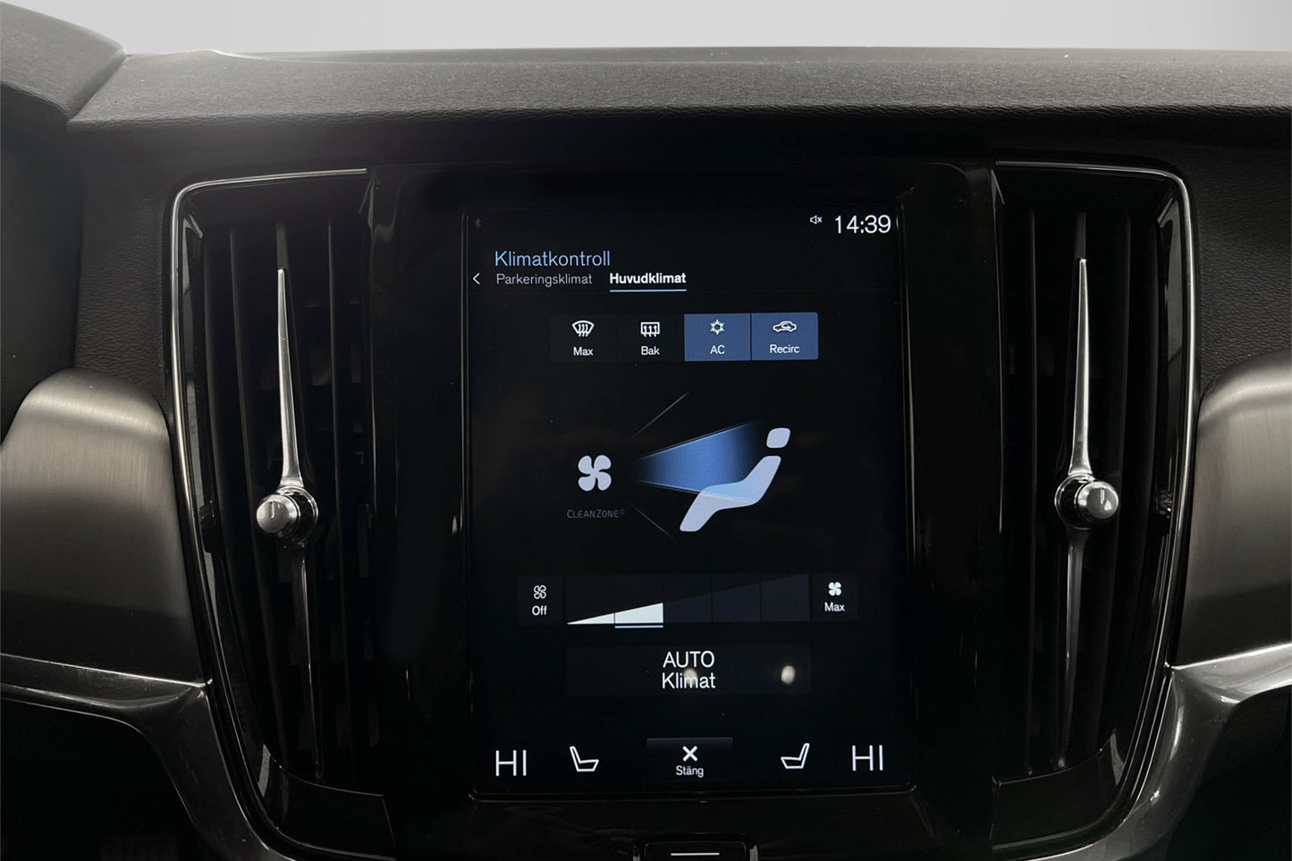 Volvo V90 D4 190hk Advanced VOC Värmare Carplay Drag Välserv