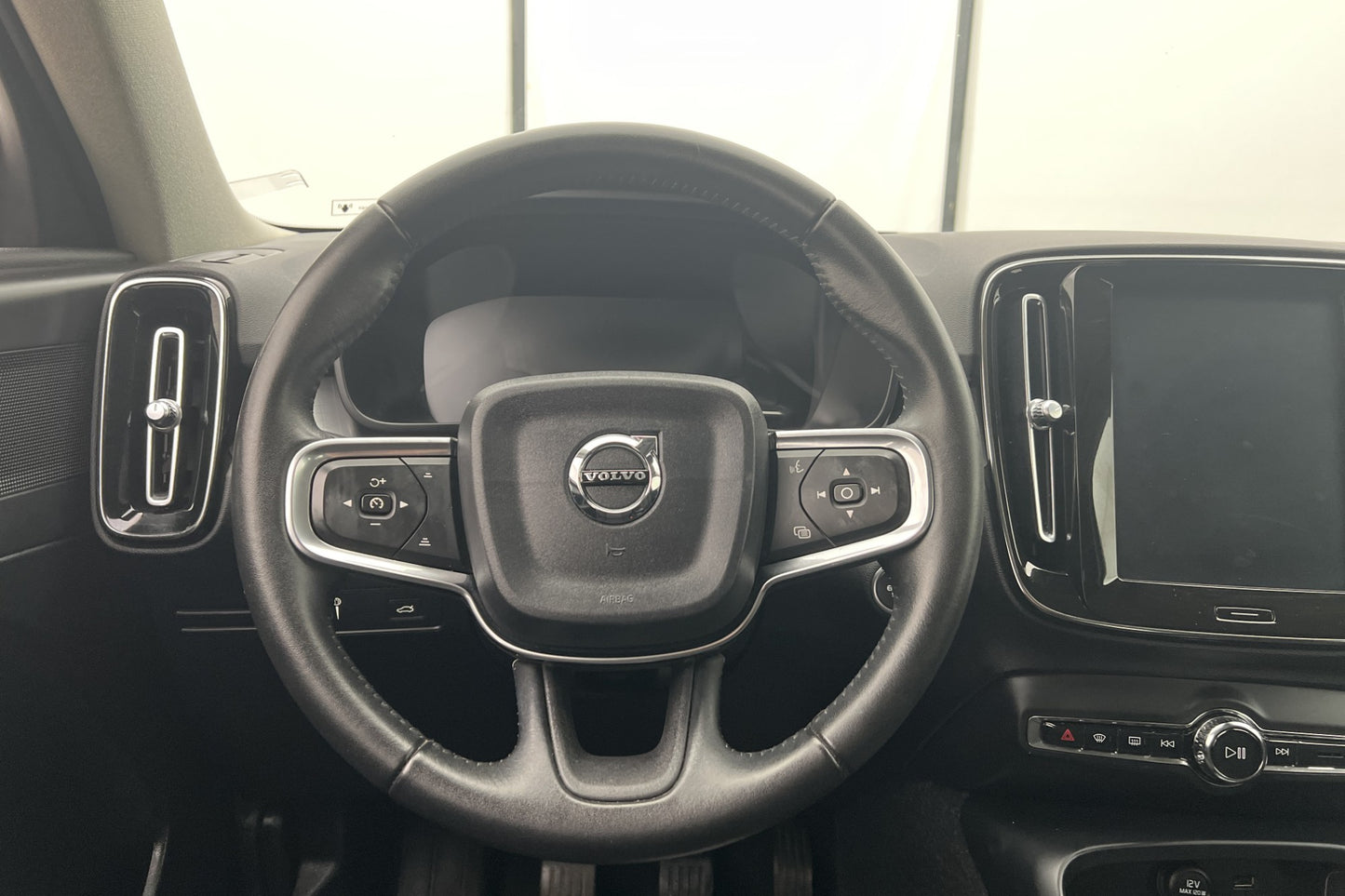 Volvo XC40 D3 150hk Momentum VOC Värmare Sensorer Rattvärme