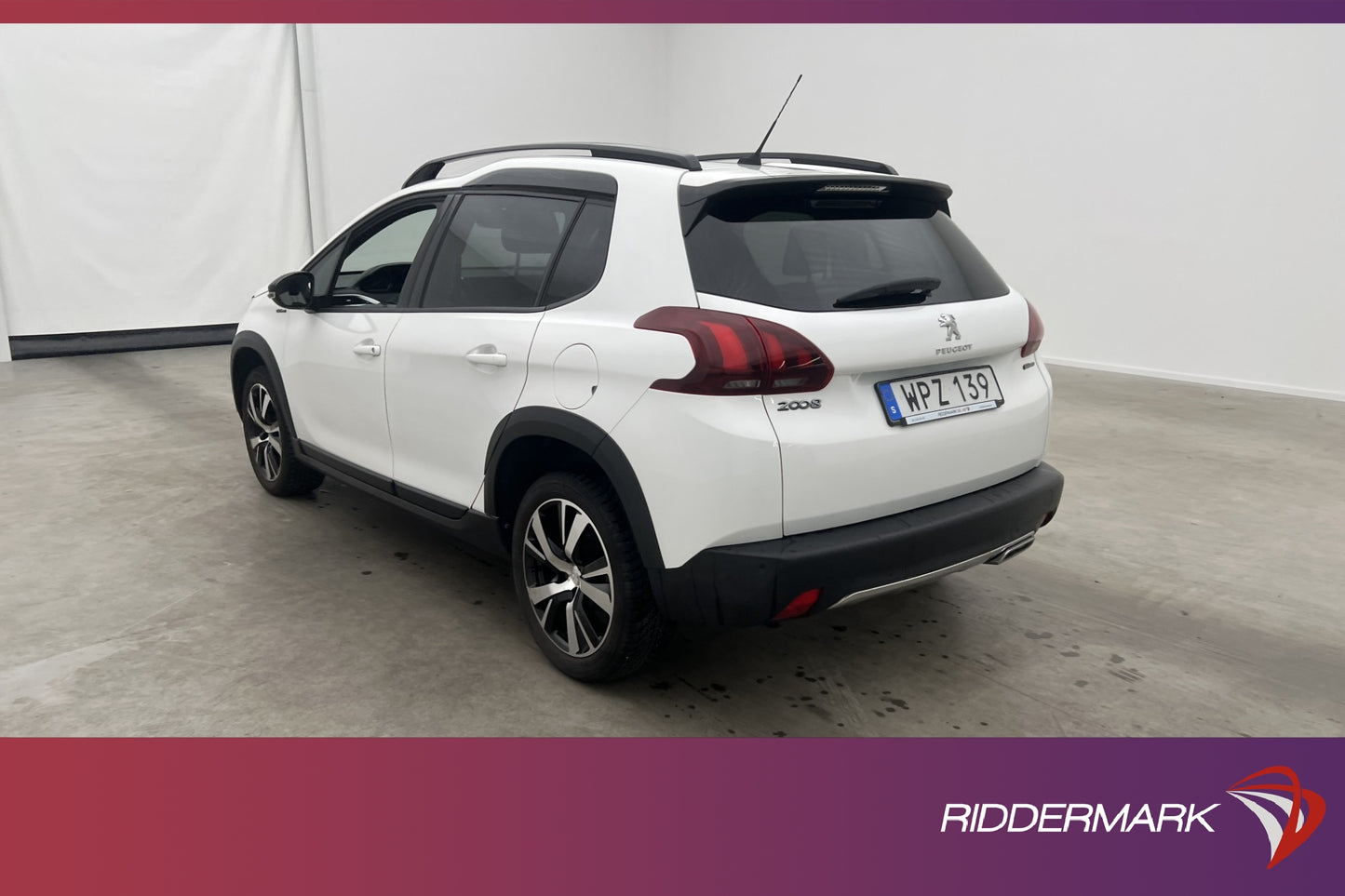 Peugeot 2008 PureTech 130hk GT-Line Pano Sensorer Välservad