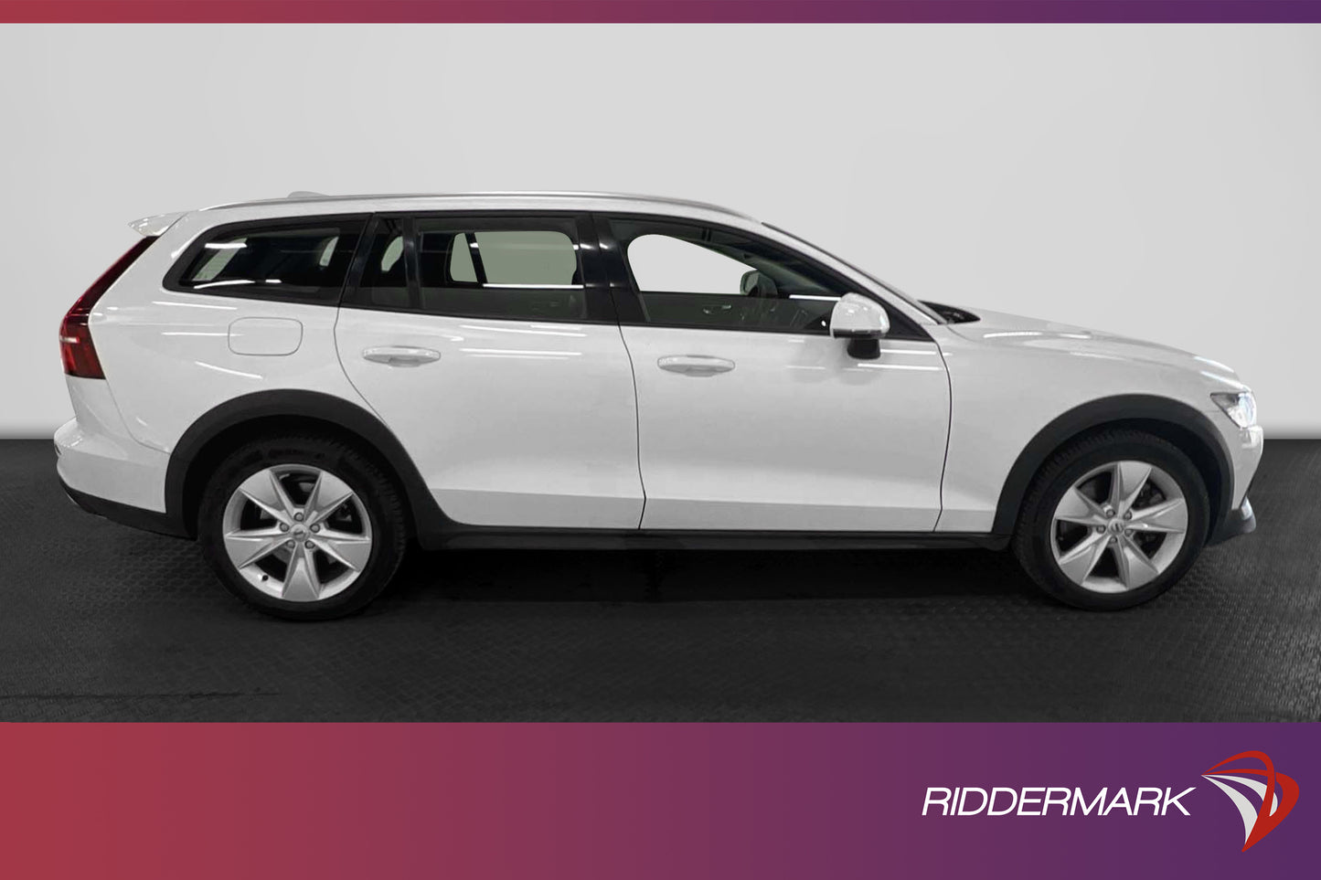 Volvo V60 Cross Country D4 190hk AWD DVärm VOC B-Kamera Navi