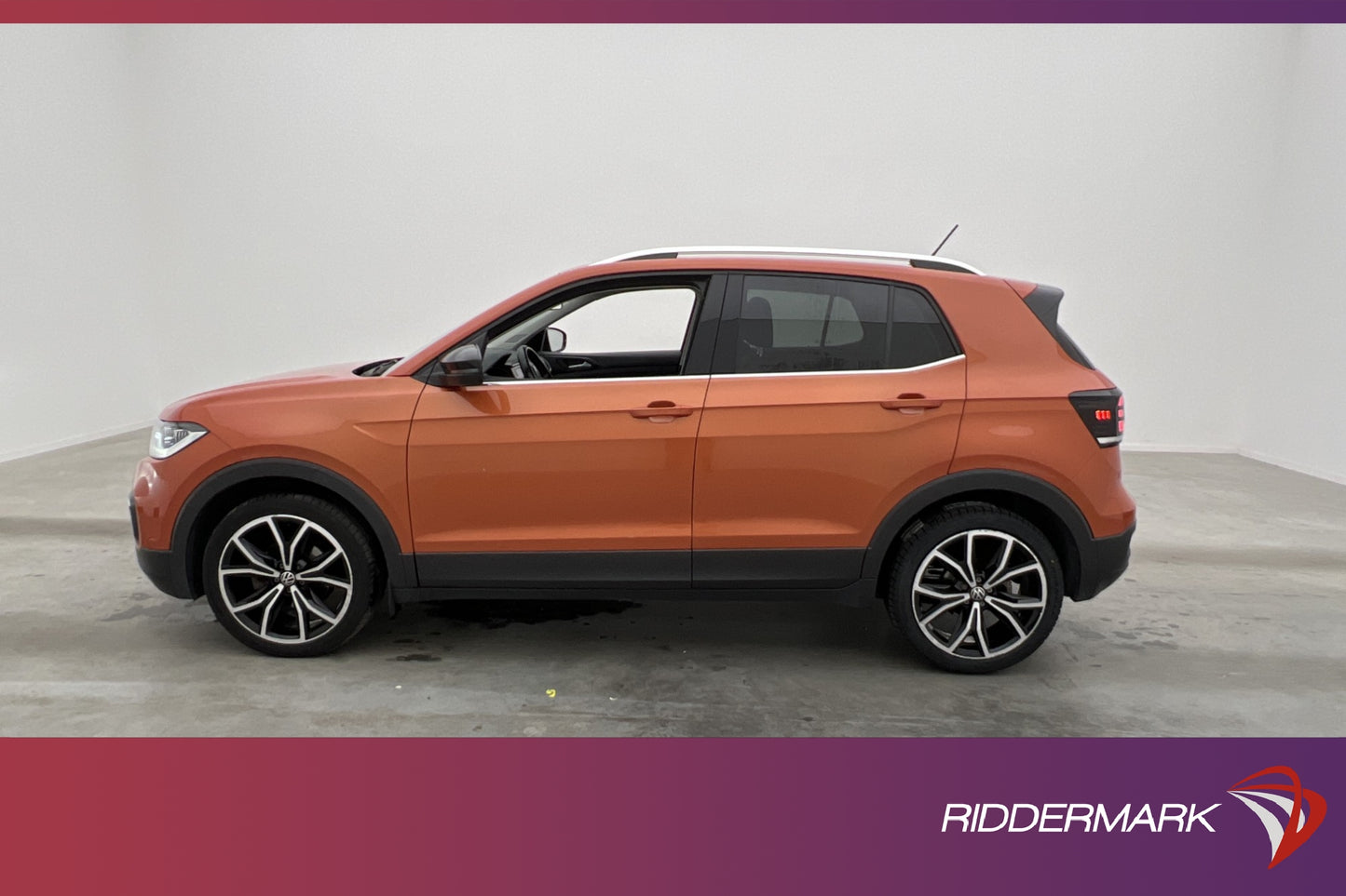 Volkswagen T-Cross 1.0 TSI 110hk GT Adaptiv CarPlay Välserv