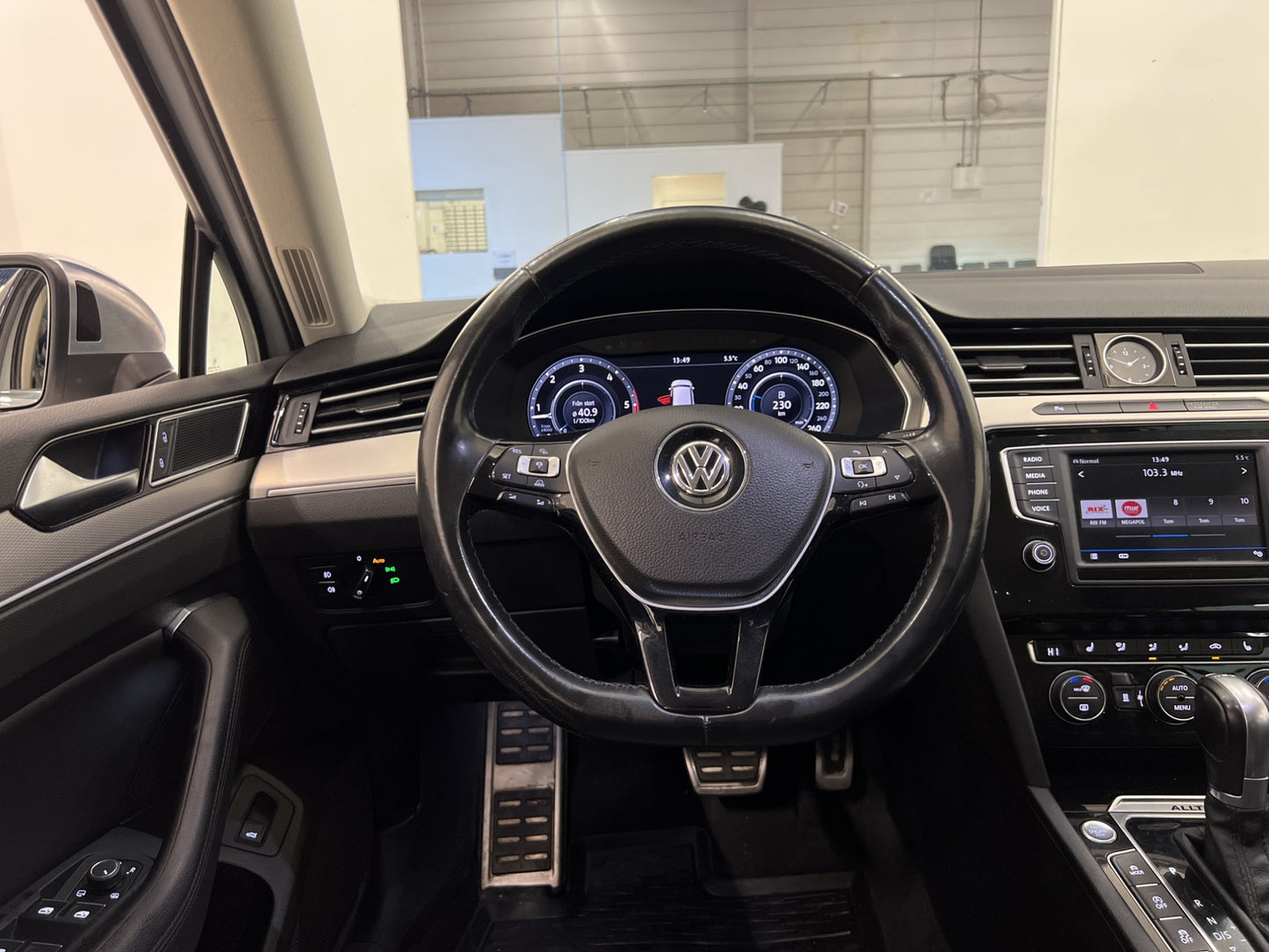 Volkswagen Passat Alltrack 2.0 TDI 4M 190hk Cockpit Navi