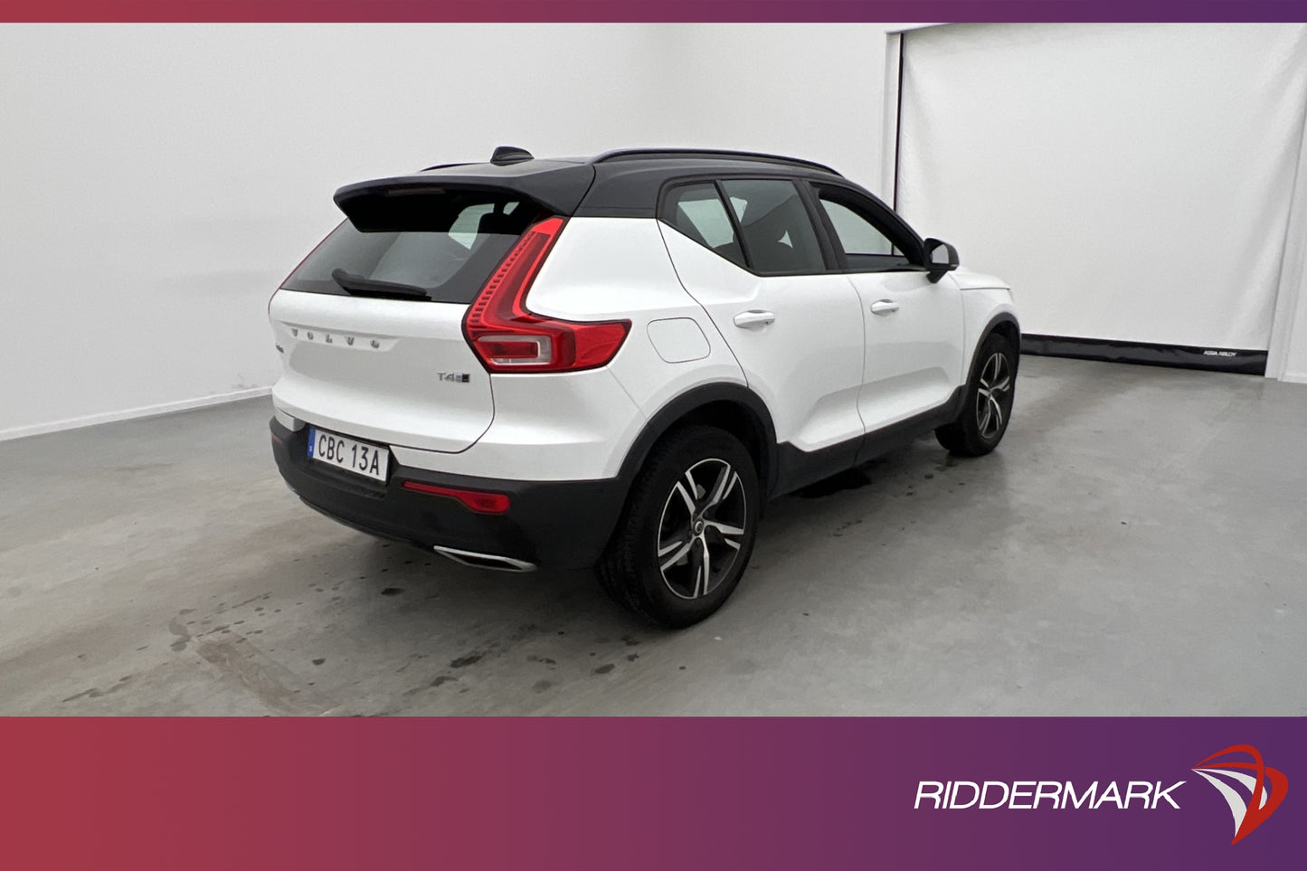 Volvo XC40 T4 AWD 190hk R-Design VOC Värm Rattvärme Drag