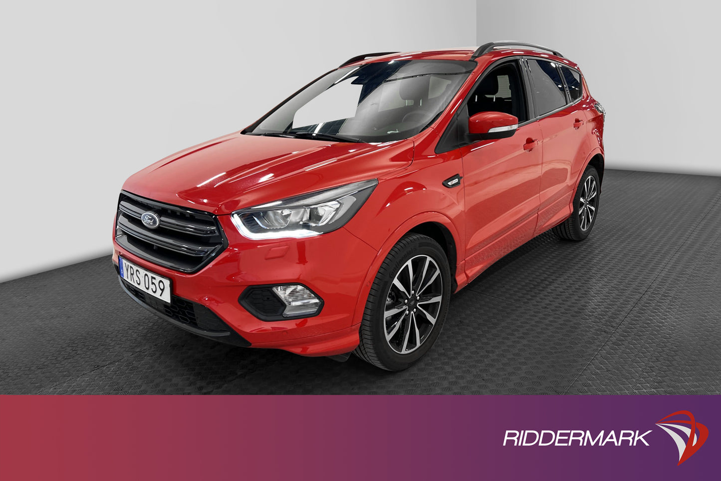 Ford Kuga 1.5 TDCi ST-Line 120 hk Navi Nyservad P-sensorer