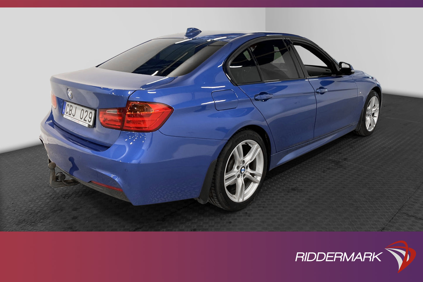 BMW 320d xDrive 184hk M Sport M-Ratt Navigation Dragkrok