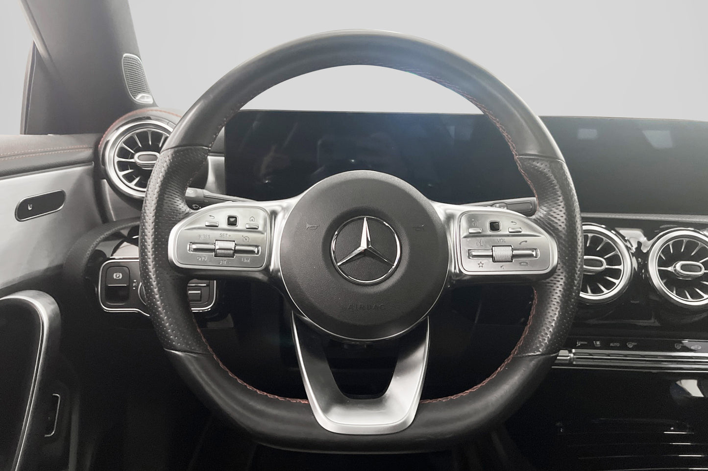 Mercedes-Benz CLA 200 d 4M 150hk AMG Pano Widescreen B-Kam