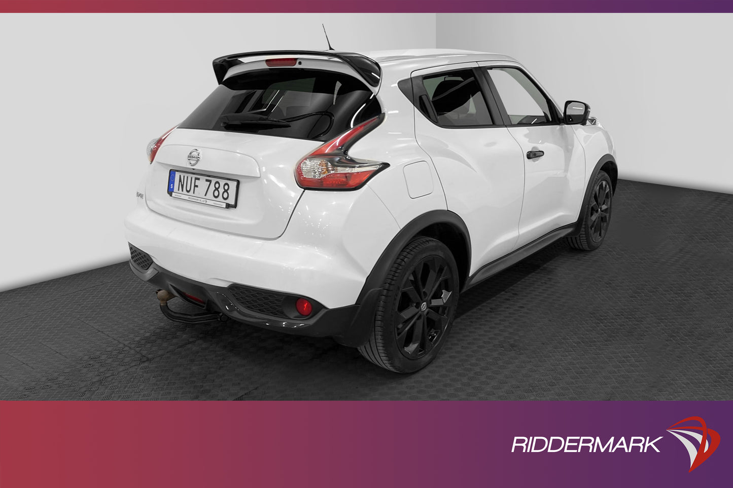 Nissan Juke 1.6 DIG-T 4x4 190hk M-värm 360° Skinn GPS Drag