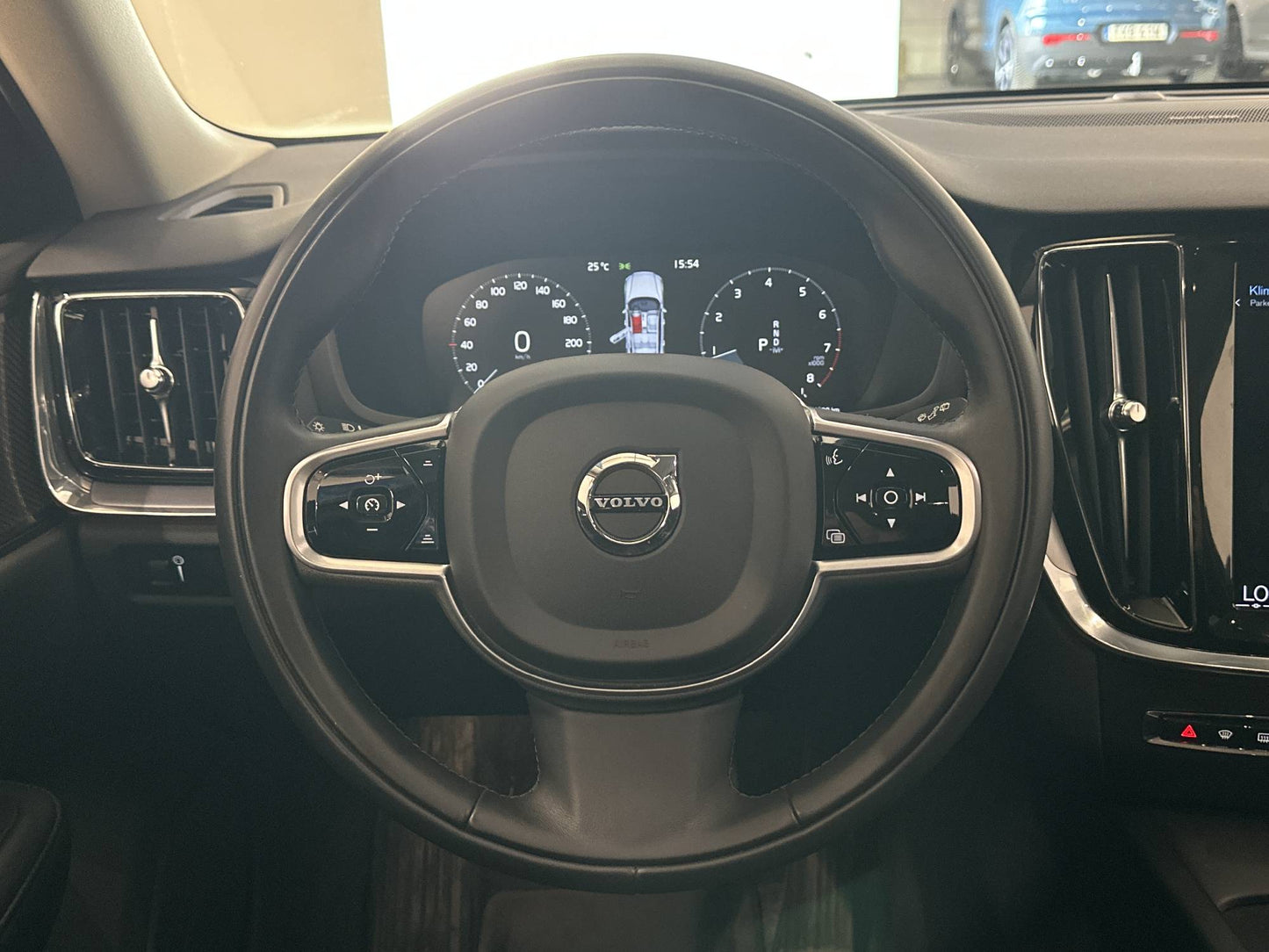 Volvo V60 Cross Country B5 AWD 250hk VOC H/K Carplay Drag