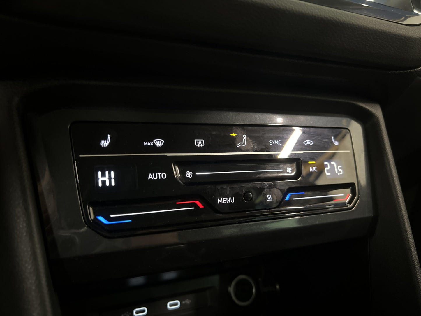 Volkswagen Tiguan 1.5 150hk Comfort B-kamera CarPlay MOMS