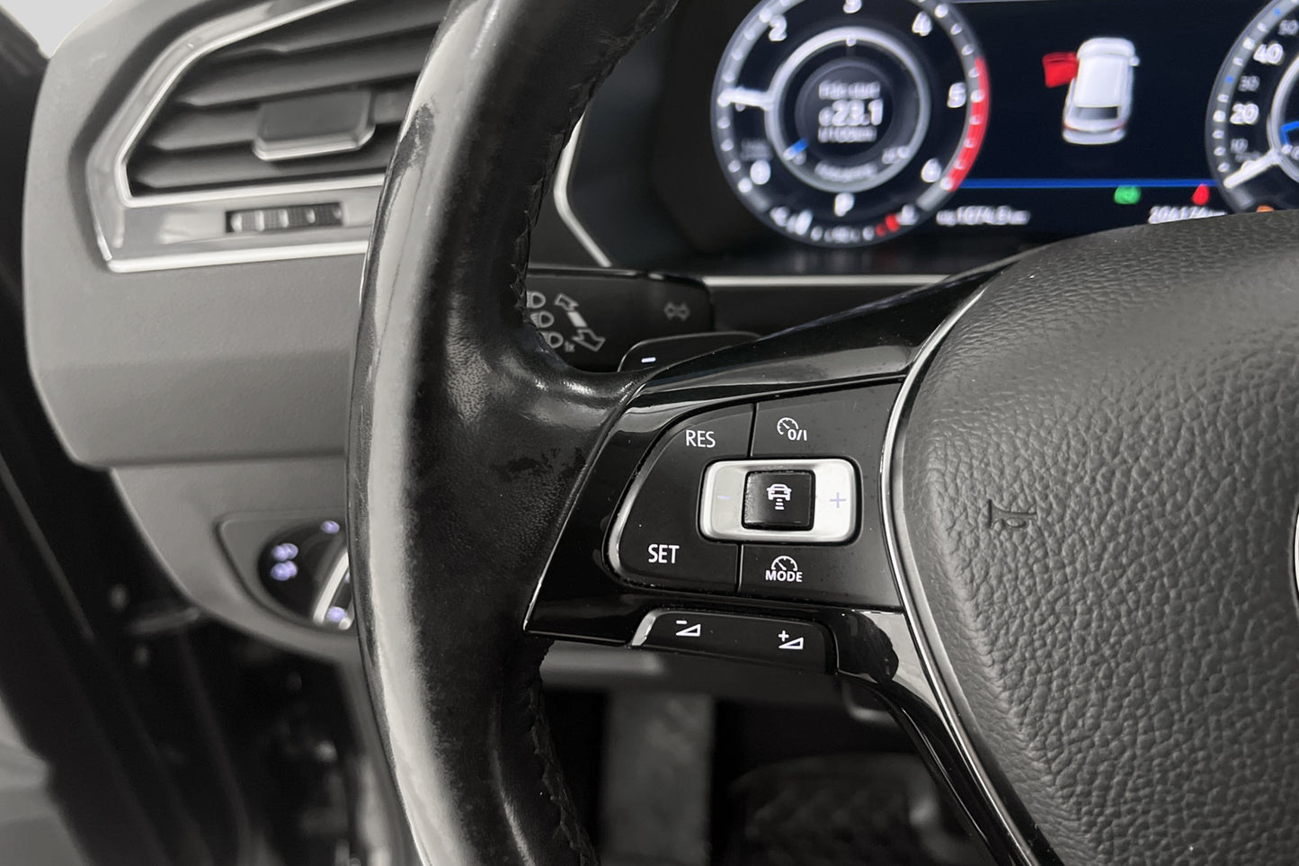 Volkswagen Tiguan Allspace 2.0 TDI 4M Offroad 7-sits Cockpit