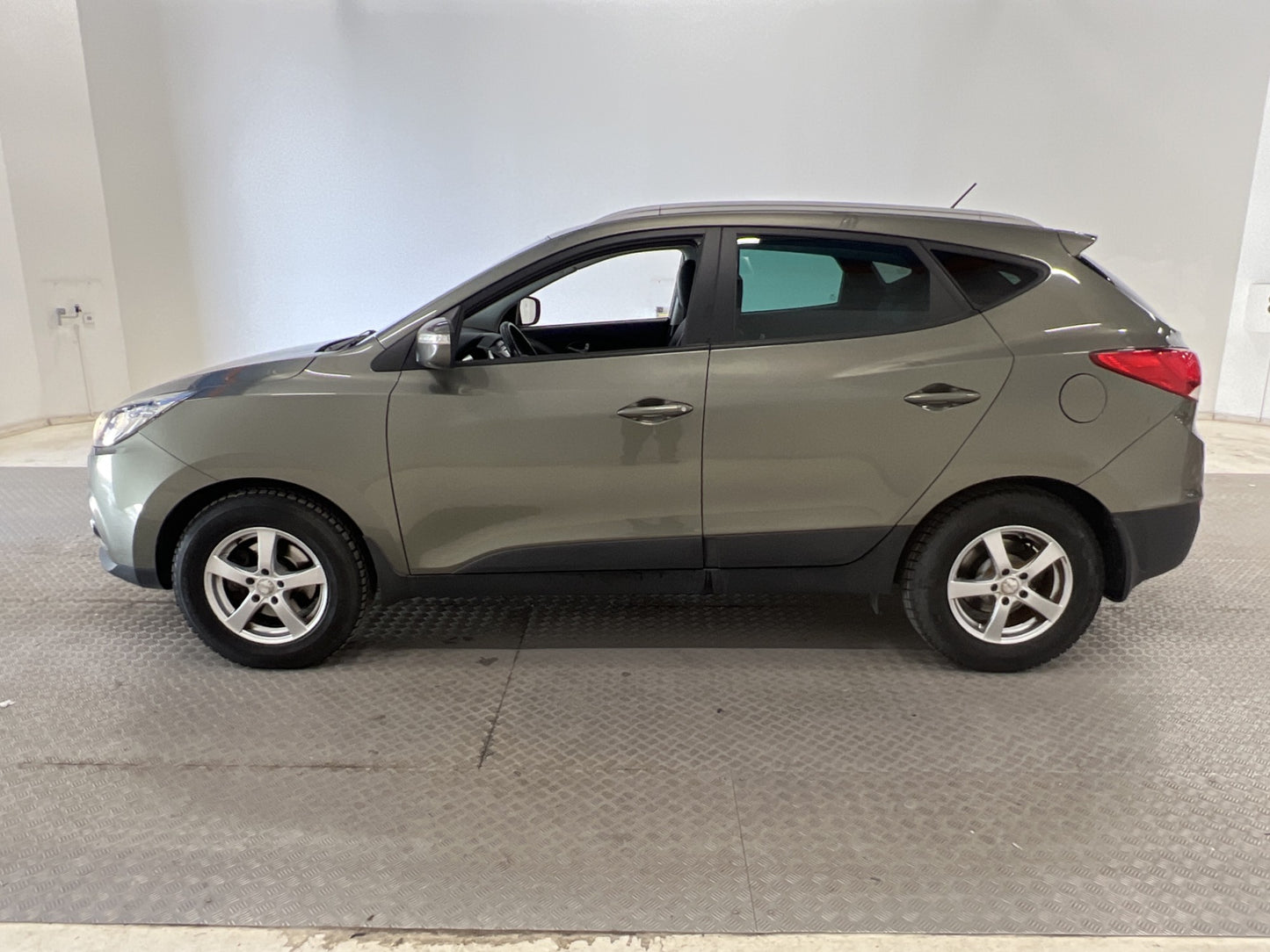 Hyundai ix35 2.0 CRDi 4WD 184hk Sensorer Välservad