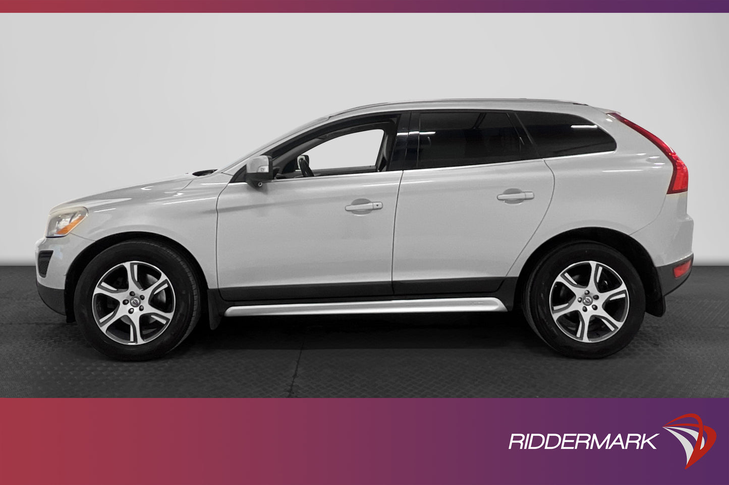 Volvo XC60 D5 AWD Summum Drag Värmare Blis 205hk