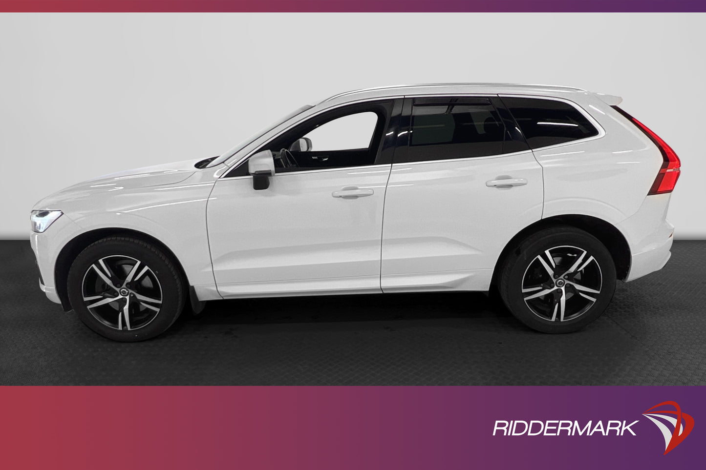 Volvo XC60 D4 AWD 190hk R-Design VOC Navi B-Kam D-Värm