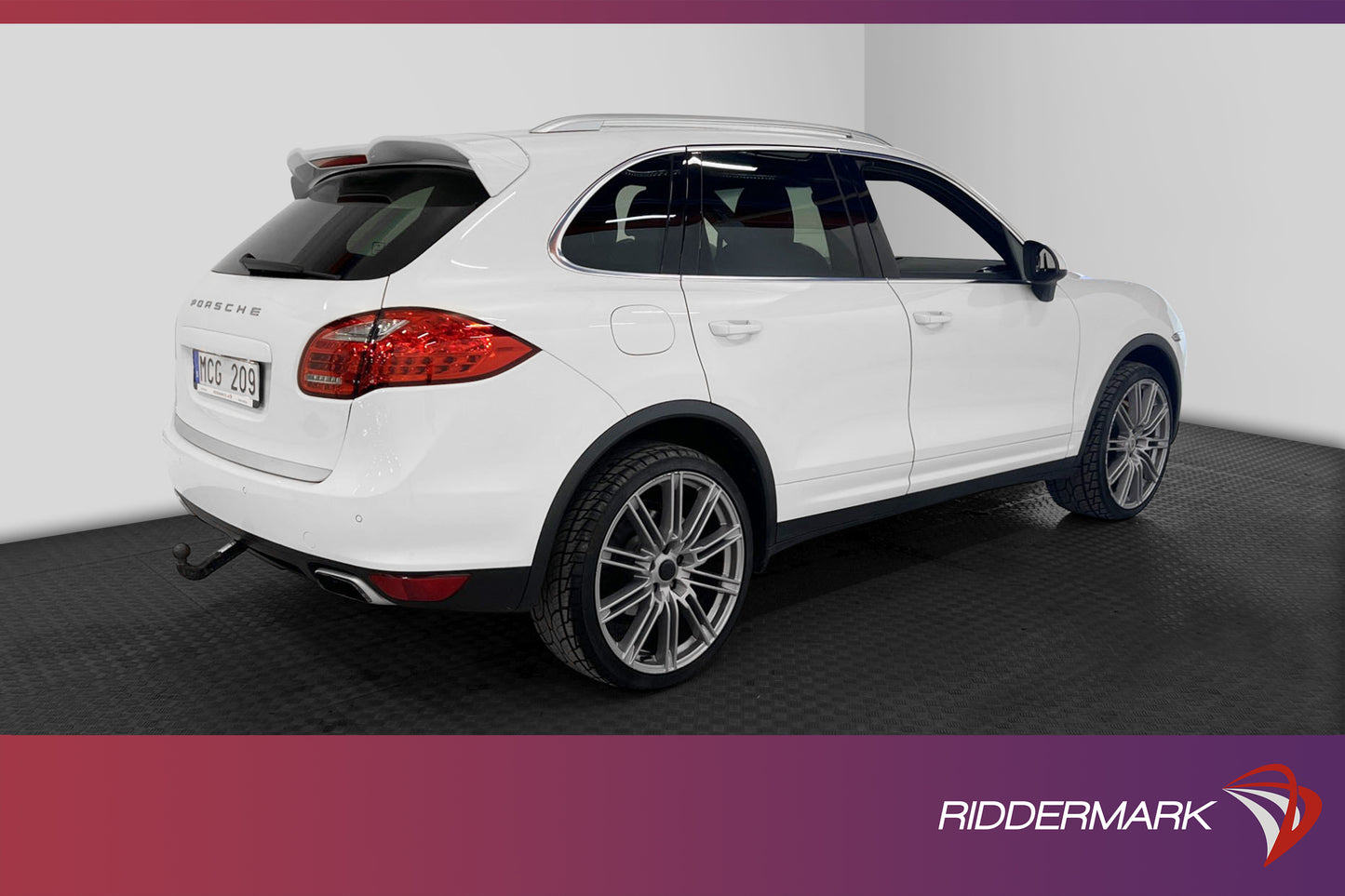 Porsche Cayenne TipTronic S 245hk BOSE Skinn Navi Drag