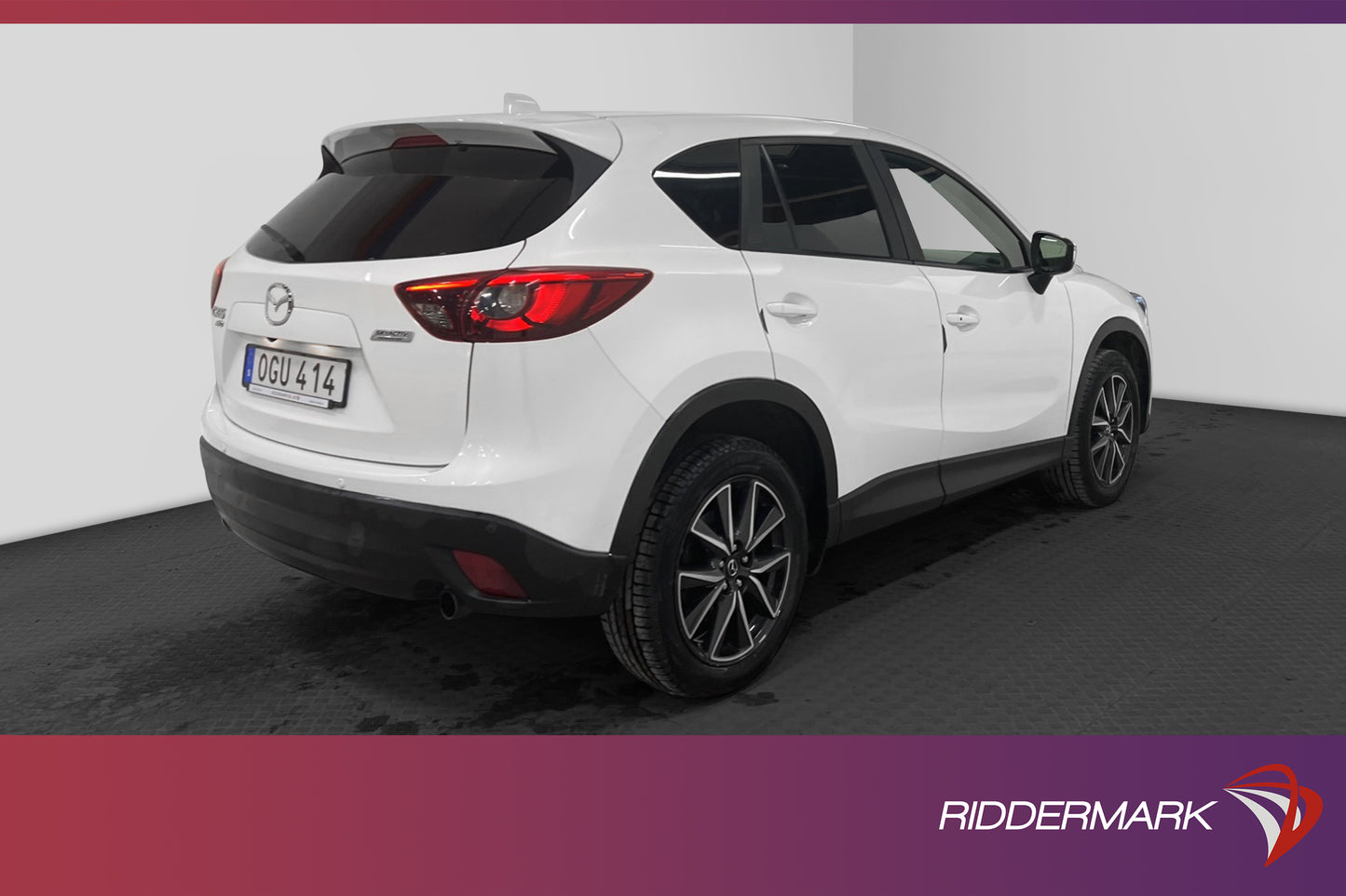 Mazda CX-5 SKYACTIV-G AWD 192hk Optimum BOSE Skinn Värmare