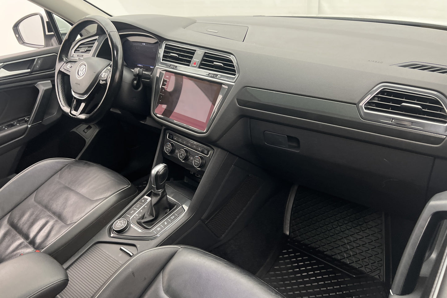 Volkswagen Tiguan Allspace 4M 190hk 7-sits D-Värm Pano Skinn