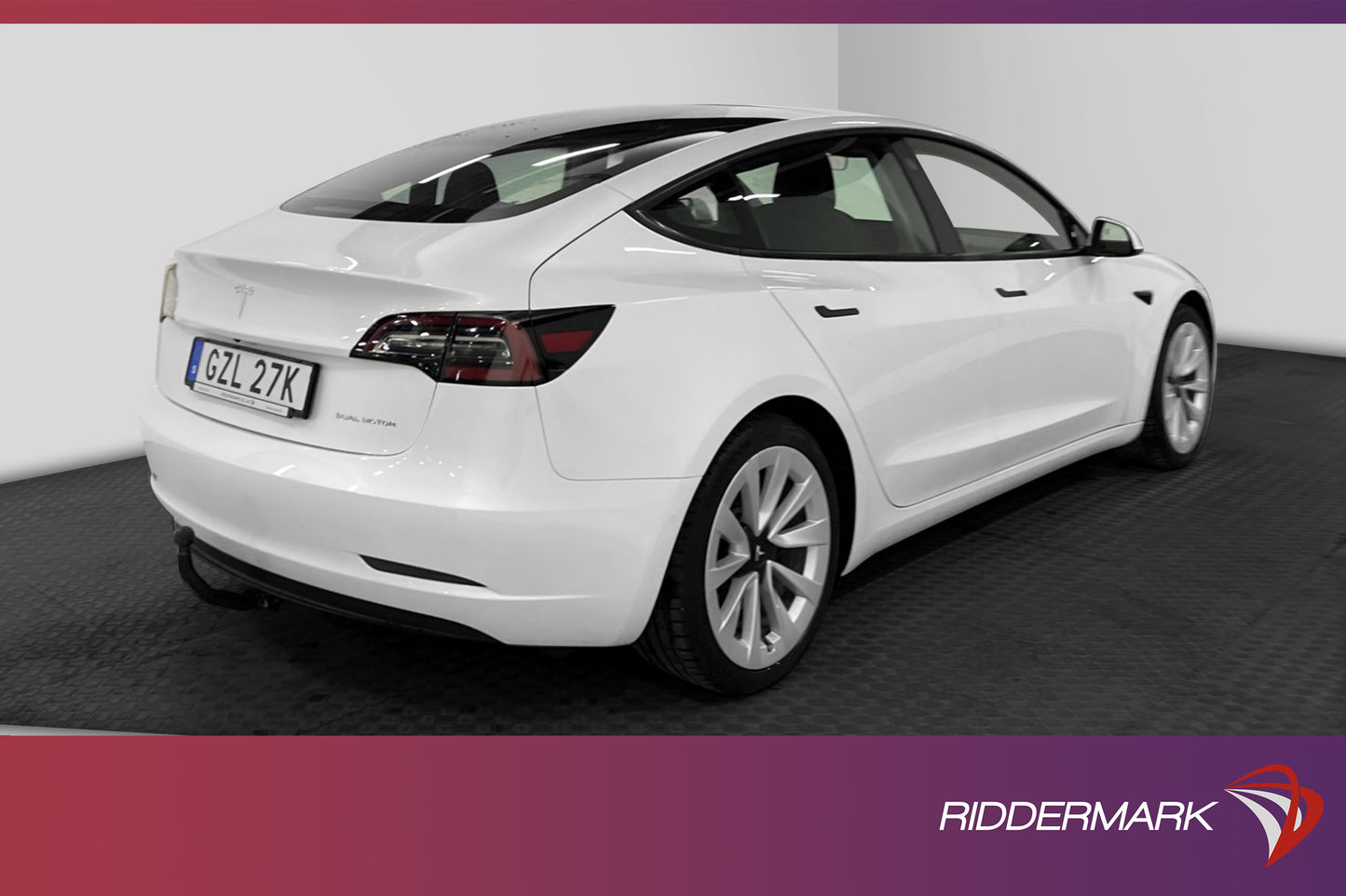 Tesla Model 3 Long Range AWD 440hk Svensksåld Dragkrok