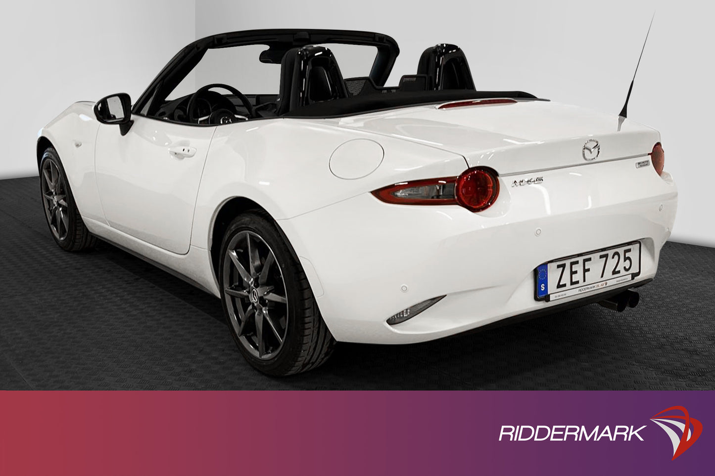 Mazda MX-5 2.0 SKYACTIV-G BOSE Skinn Keyless Nyservad Lågmil