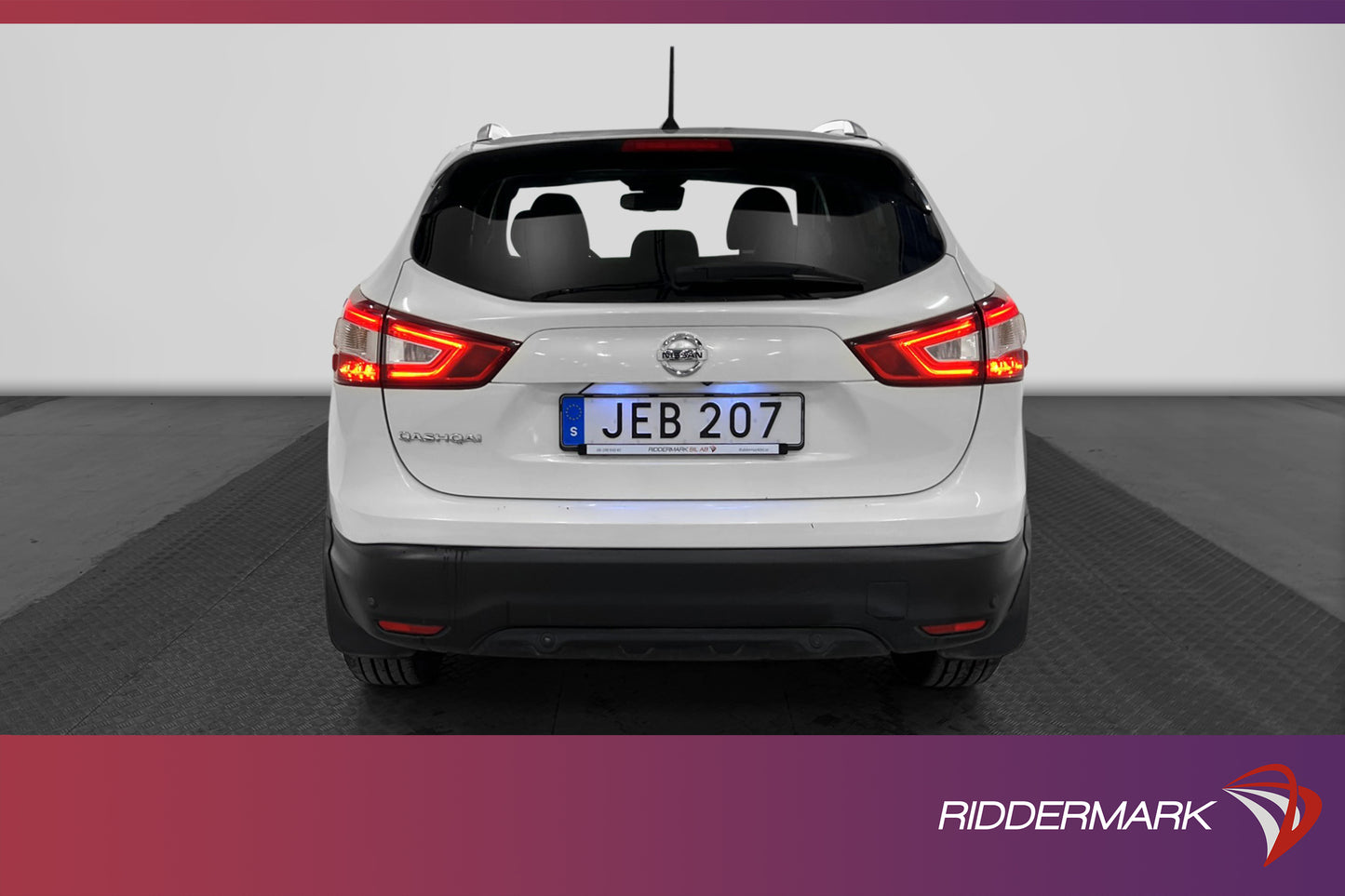 Nissan Qashqai 1.2 DIG-T 115hk Acenta 360º Kamera Navi