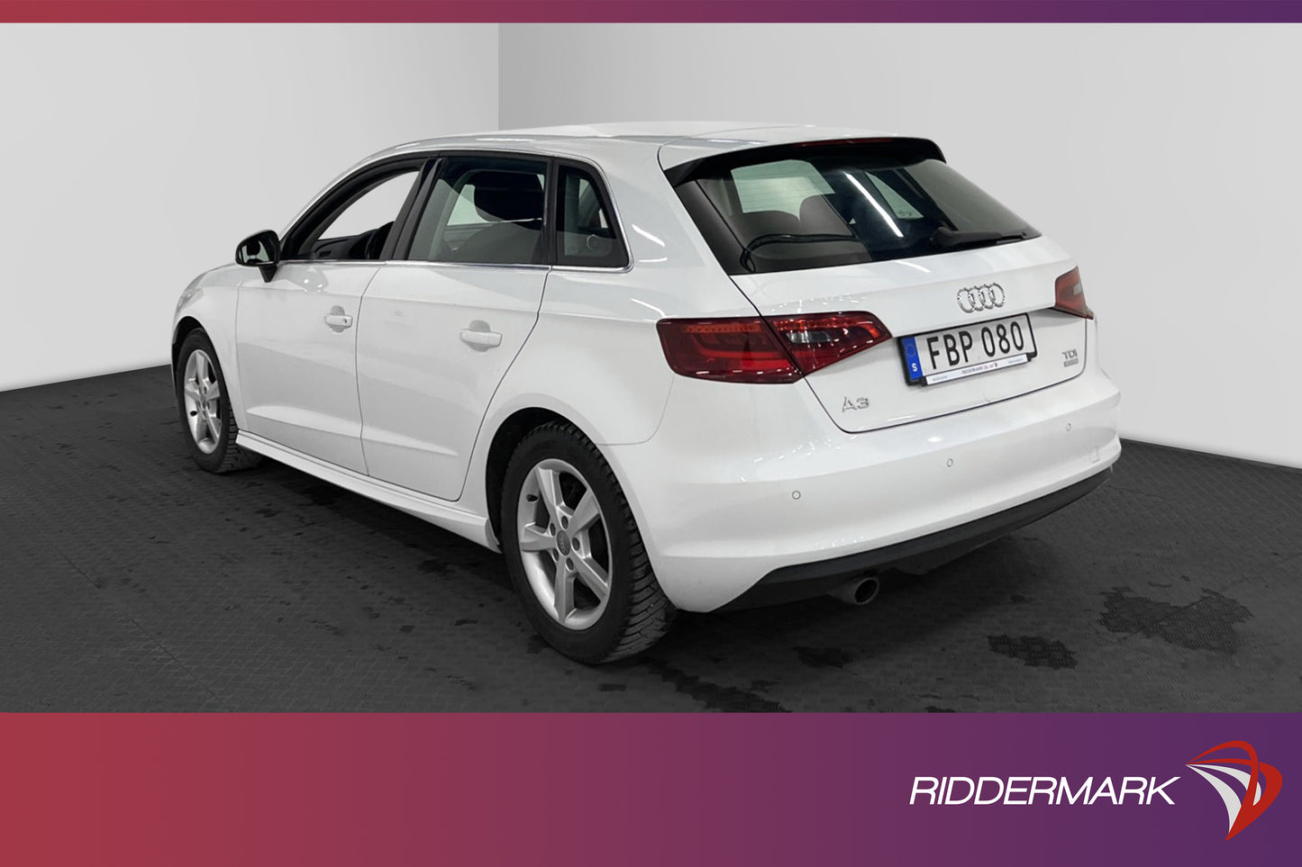 Audi A3 Sportback 1.6 TDI 110hk Ultra Sensorer Välservad