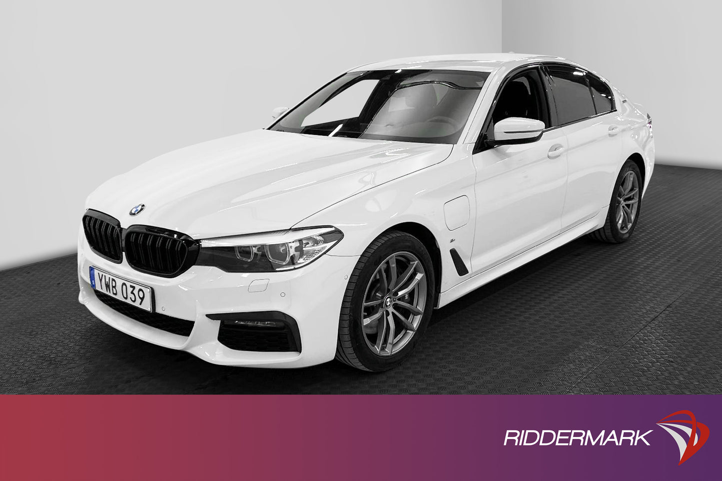 BMW 530e iPerformance Sedan 252hk M Sport Backkamera Navi