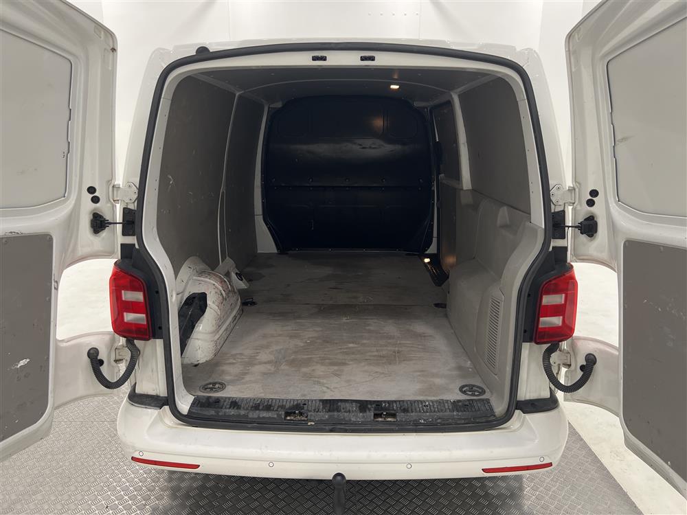 Volkswagen Transporter 2.0 TDI Aut 180hk Lång Värmare Moms