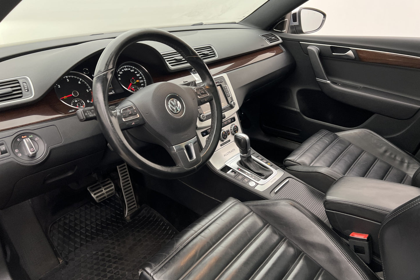 Volkswagen Passat Alltrack 2.0 TDI 4M Pano D-Värm B-Kamera