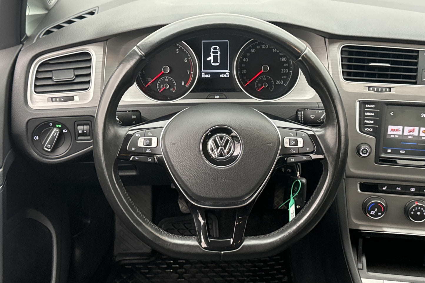 Volkswagen Golf 1.2 TSI 110hk Style Adaptiv CarPlay Välserv