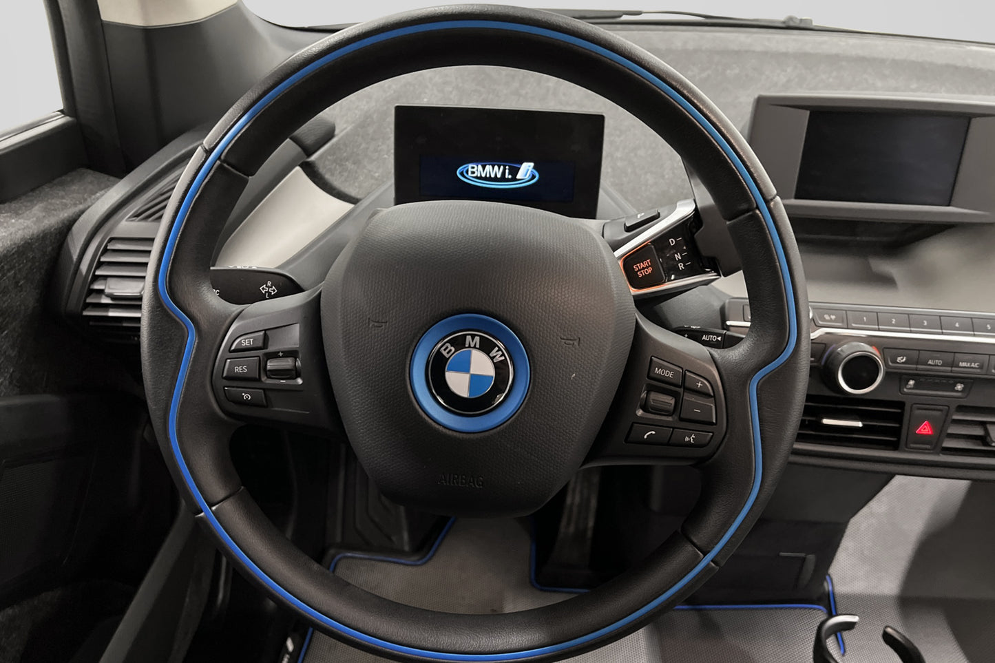 BMW i3s 120 Ah Comfort Advanced Sensorer Navi Snabbladdning