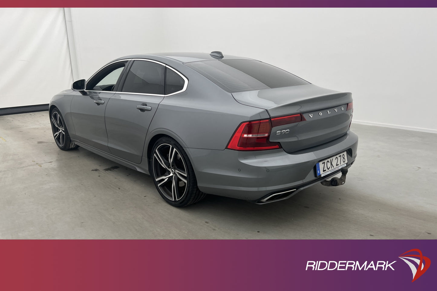 Volvo S90 T5 R-Design VOC B&W Taklucka Kamera Navi BLIS Drag