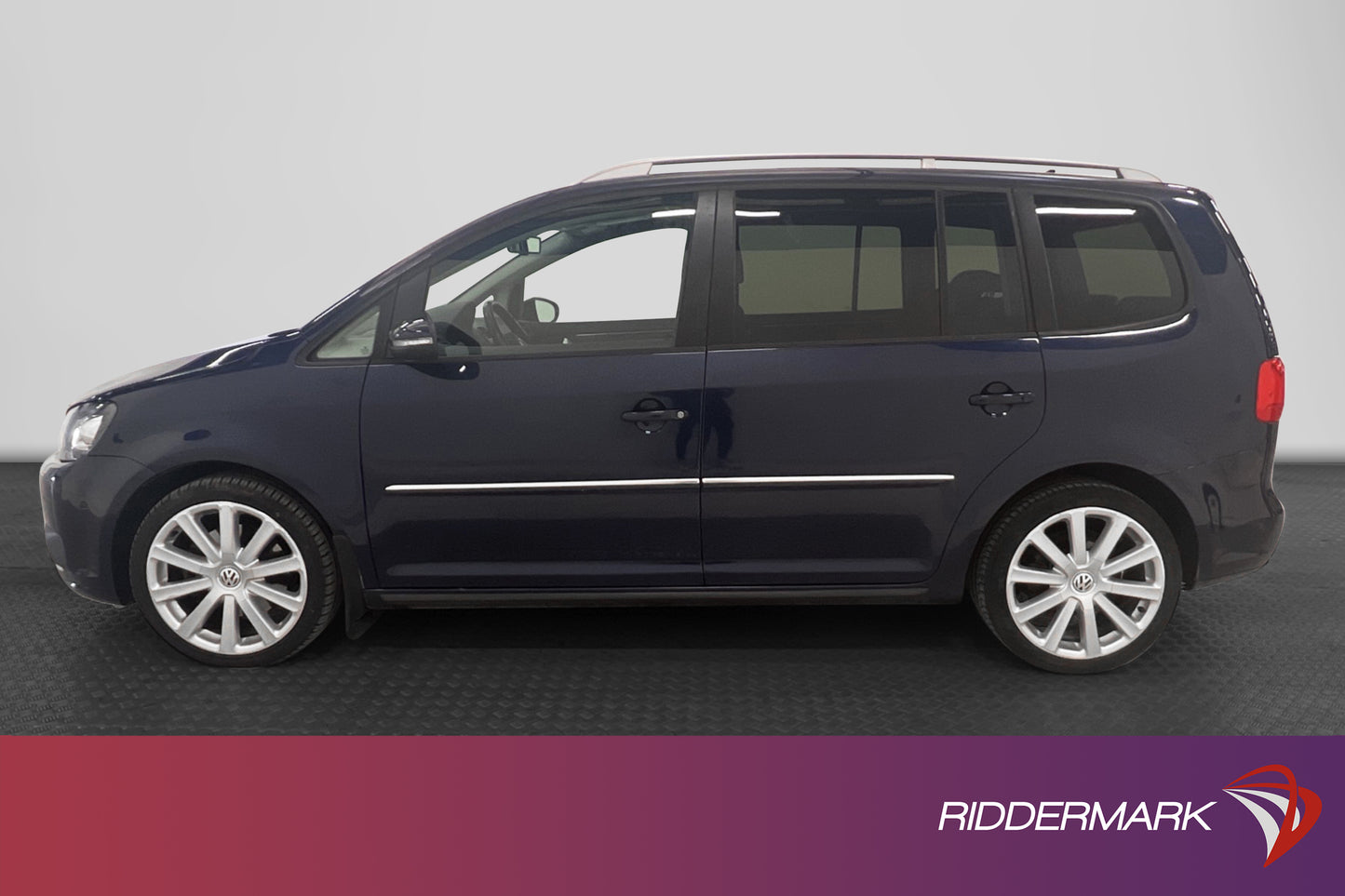 Volkswagen Touran 177hk 7-Sits Värmare Skinn Navi Dragpaket