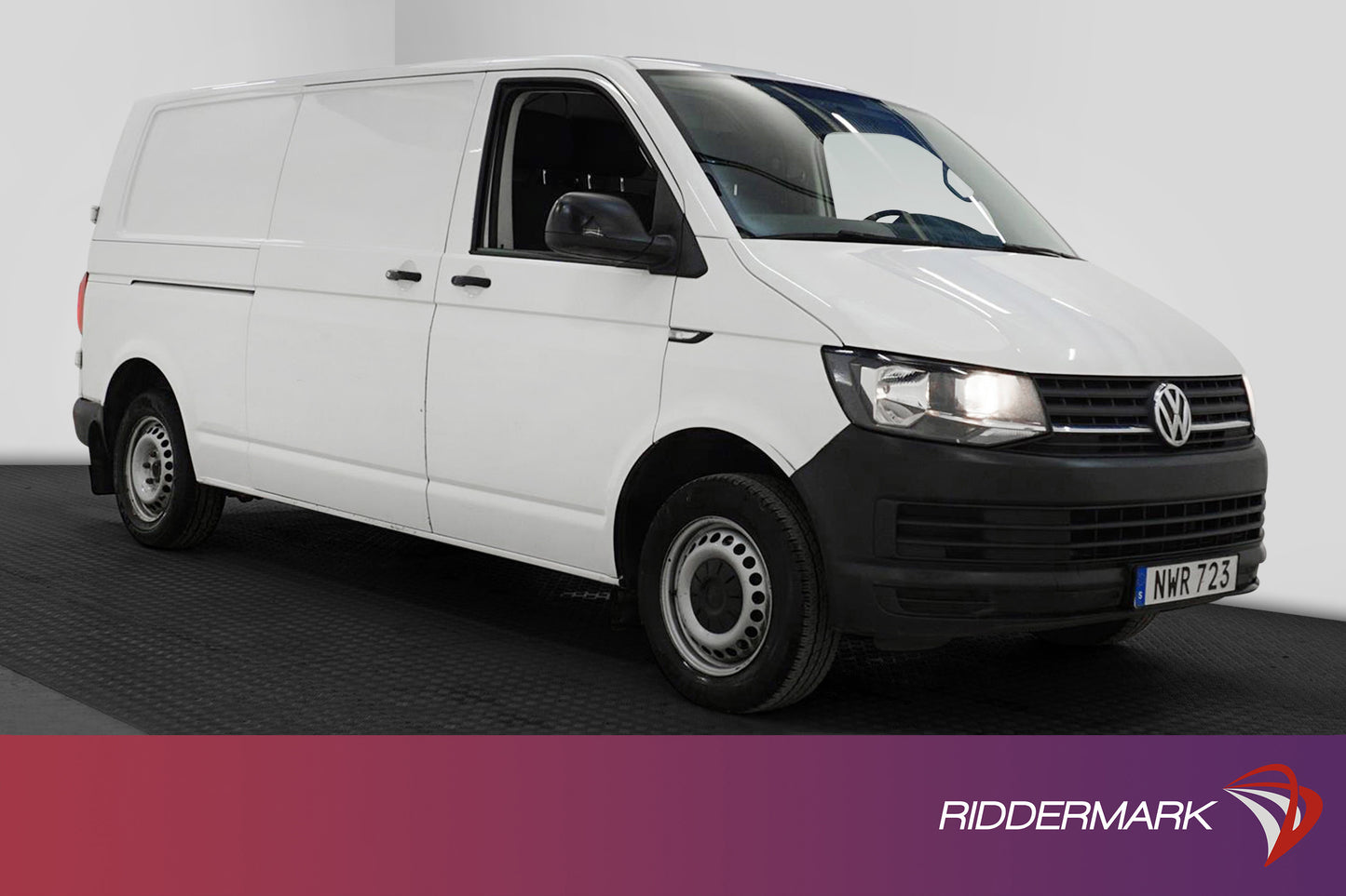 Volkswagen Transporter L2 2.0TDI Värmare Dragkrok Nyservad