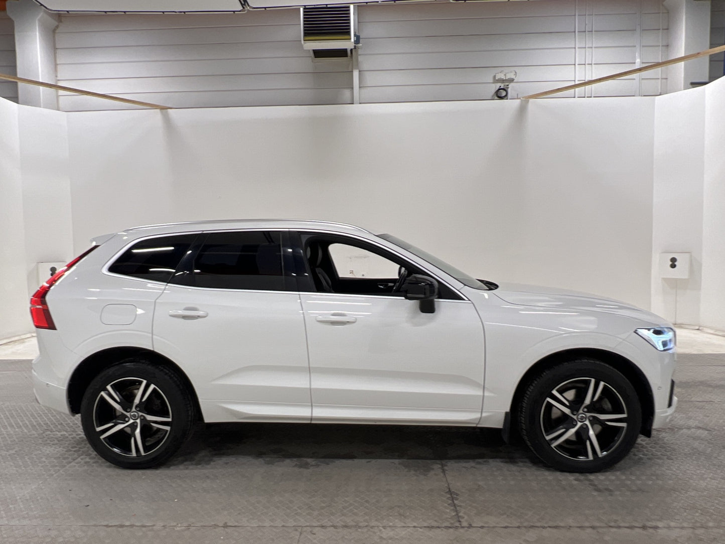 Volvo XC60 D4 AWD 190hk R-Design Värmare VOC