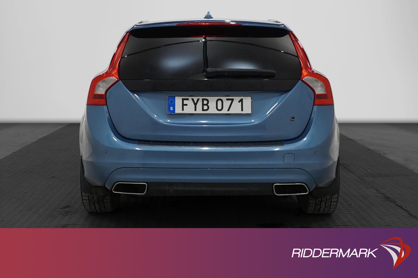 Volvo V60 Polestar D5 Plug-in AWD 288hk Summum Taklucka Navi