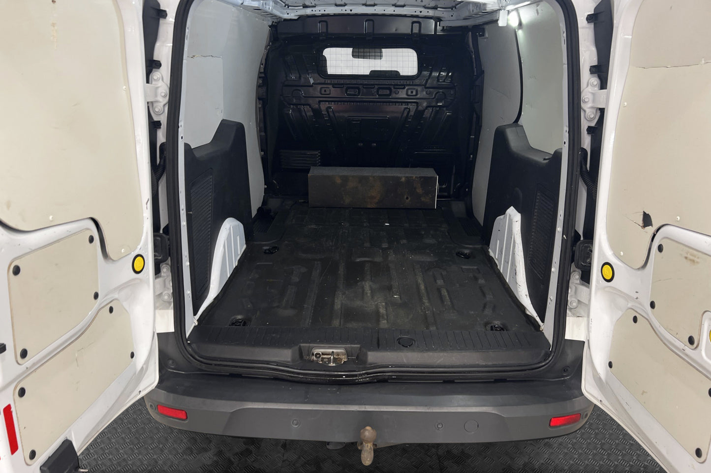 Ford Transit Connect LWB 1.6TDCi 115hk Värmare Dragkrok PDC