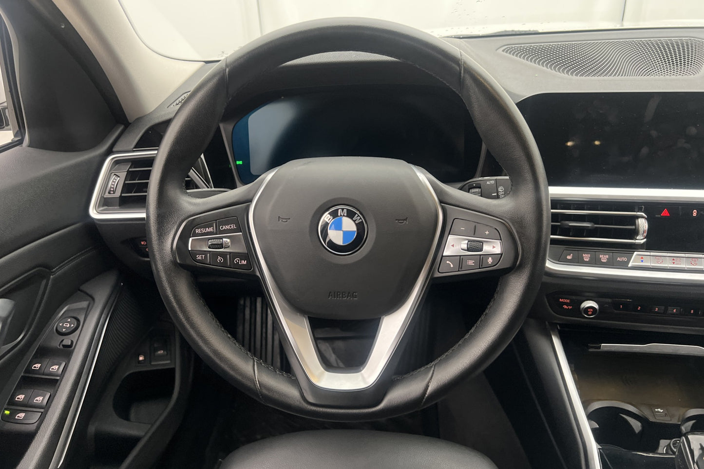 BMW 330e xDrive Touring Sport line Navi Ambient Dragkrok