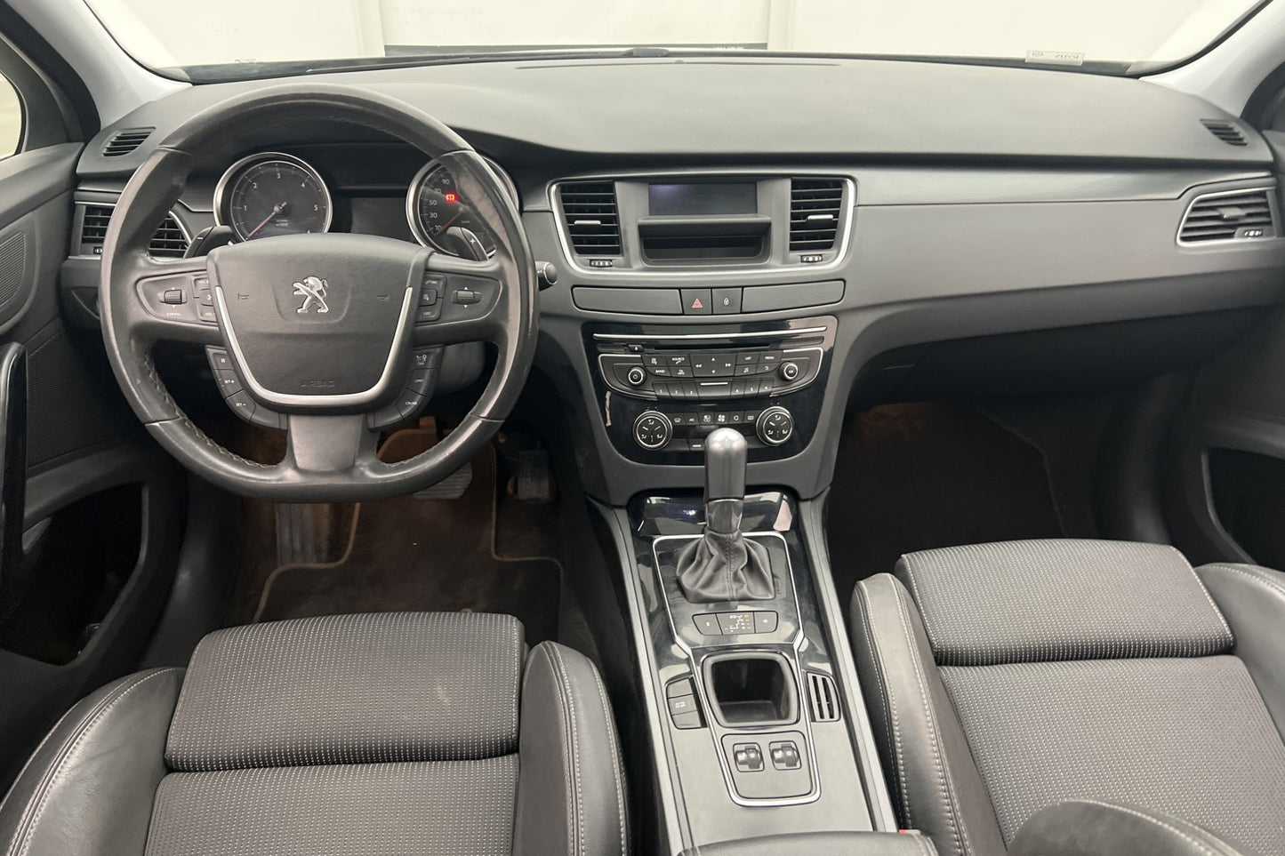 Peugeot 508 SW 2.0 HDi 163hk Pano Värmare Sensorer Dragkrok