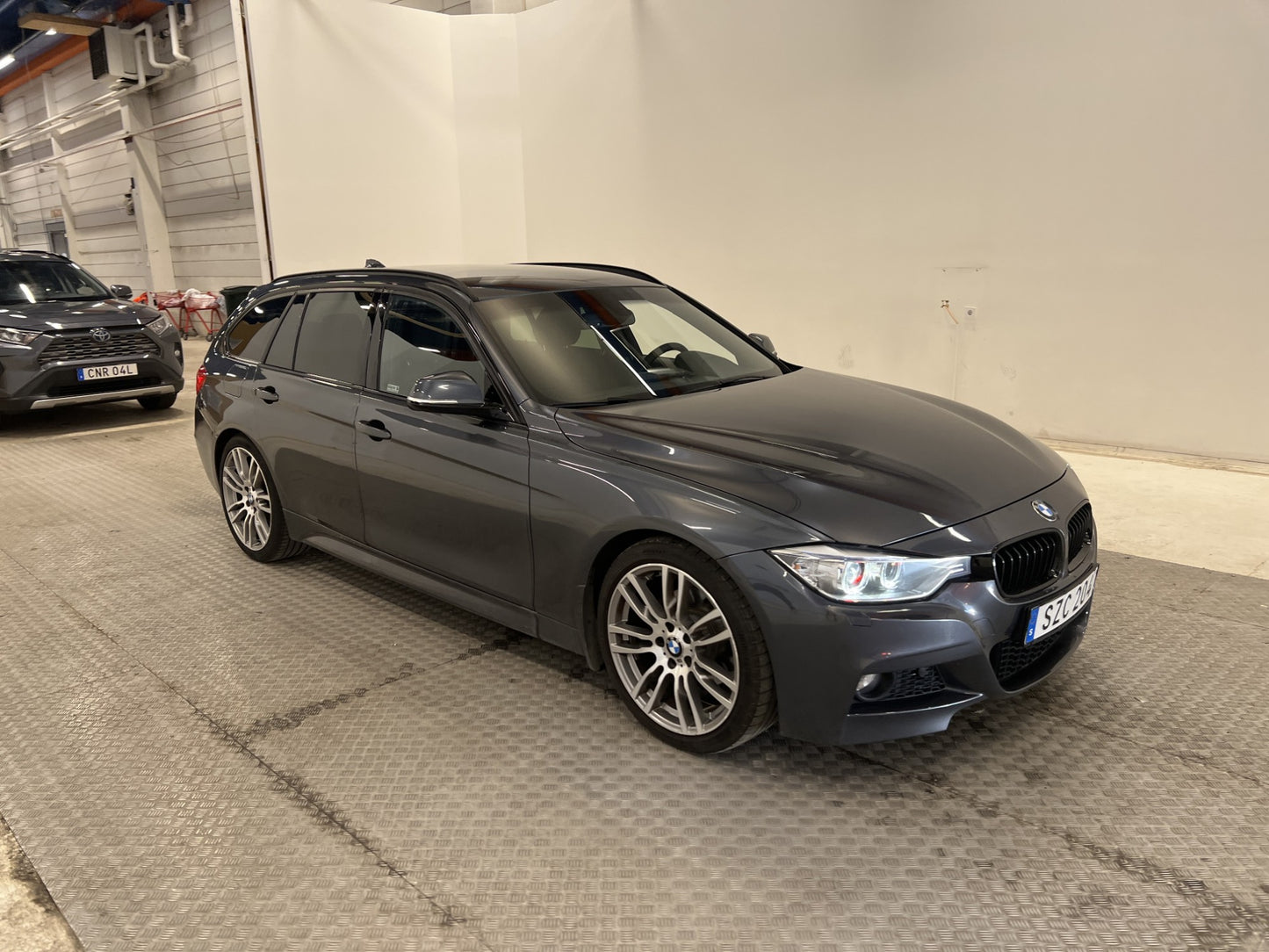 BMW 320 d 184hk M Sport Motorvärmare Drag Rattvärme 0.41/mil