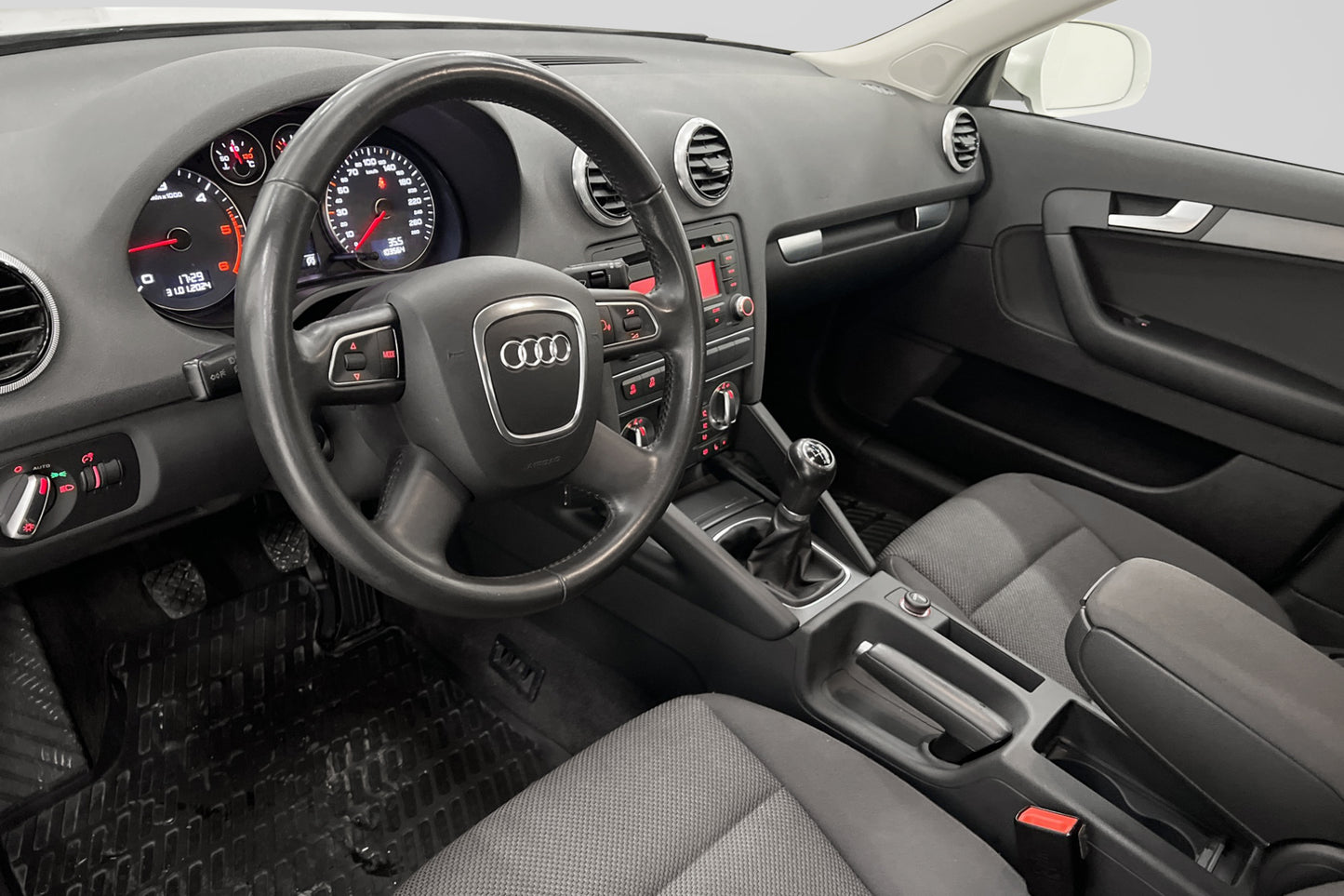 Audi A3 Sportback 1.6 TDI 105hk Proline Dragkrok Välservad