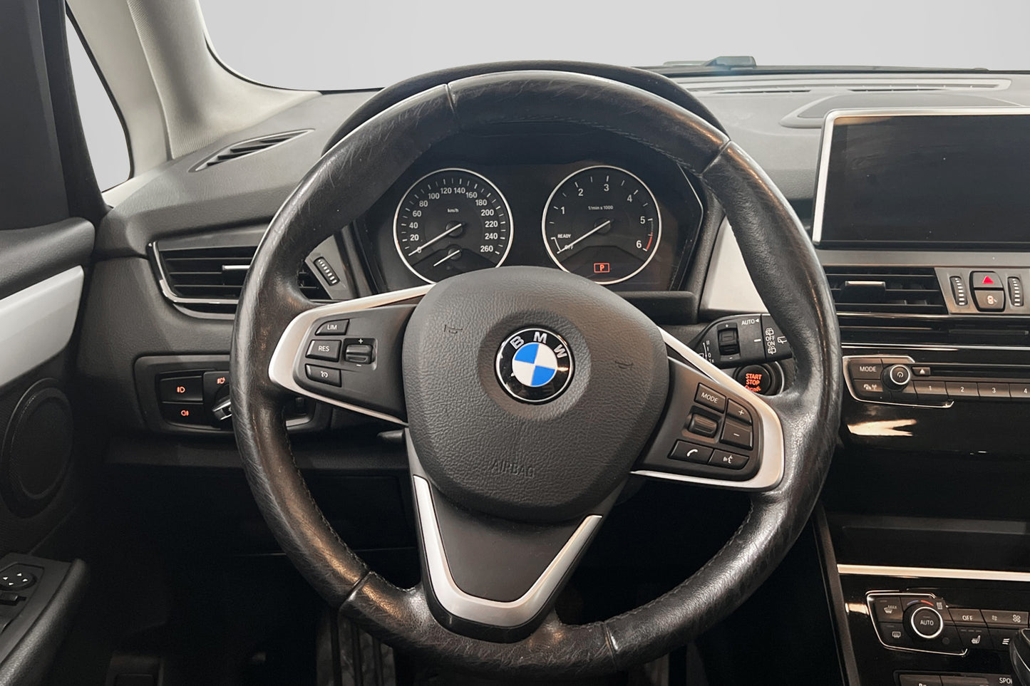 BMW 220d xDrive 190hk Advantage Navi B-Kam Drag 1-Brukare